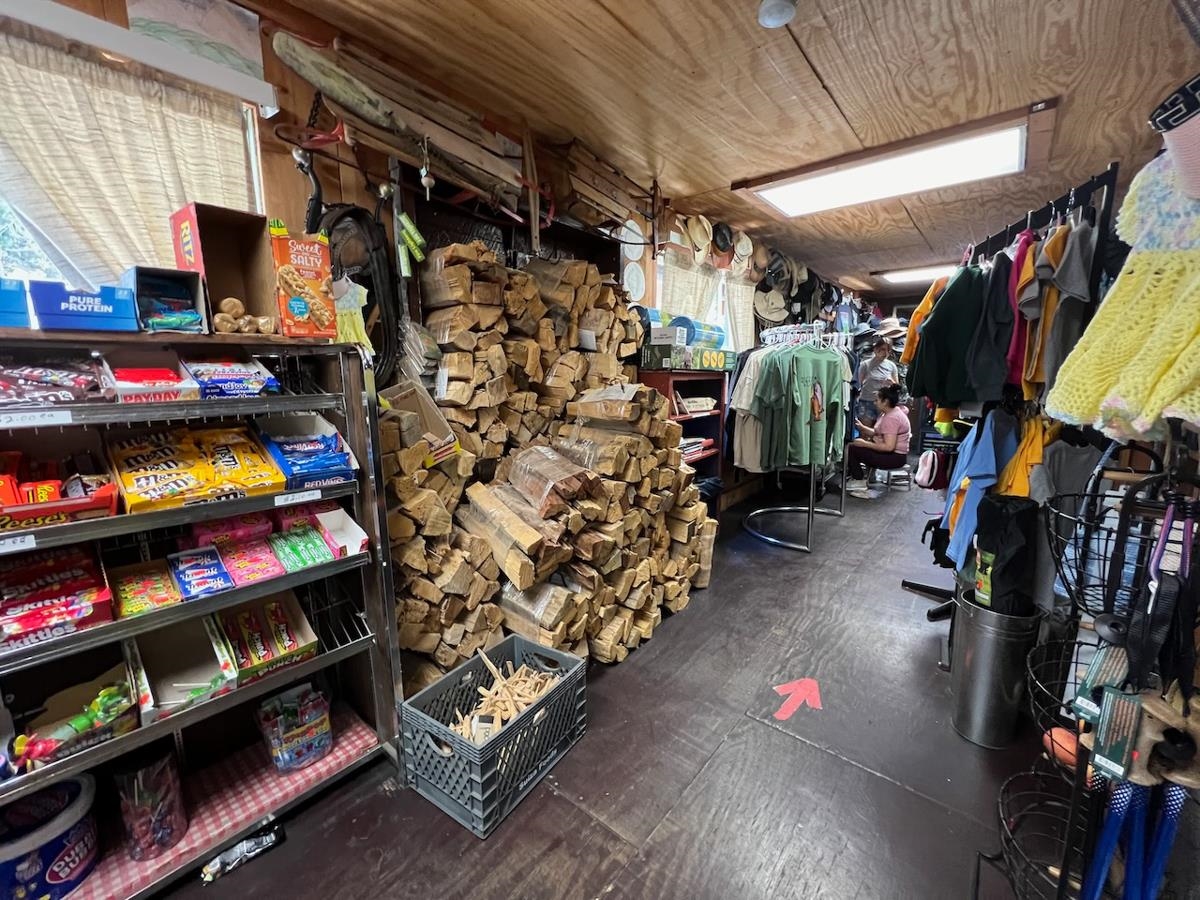 518 Twin Lakes Rd #49 Unit: Twin Lakes General Store