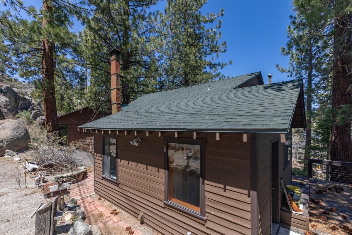 64 Forest Knoll Road