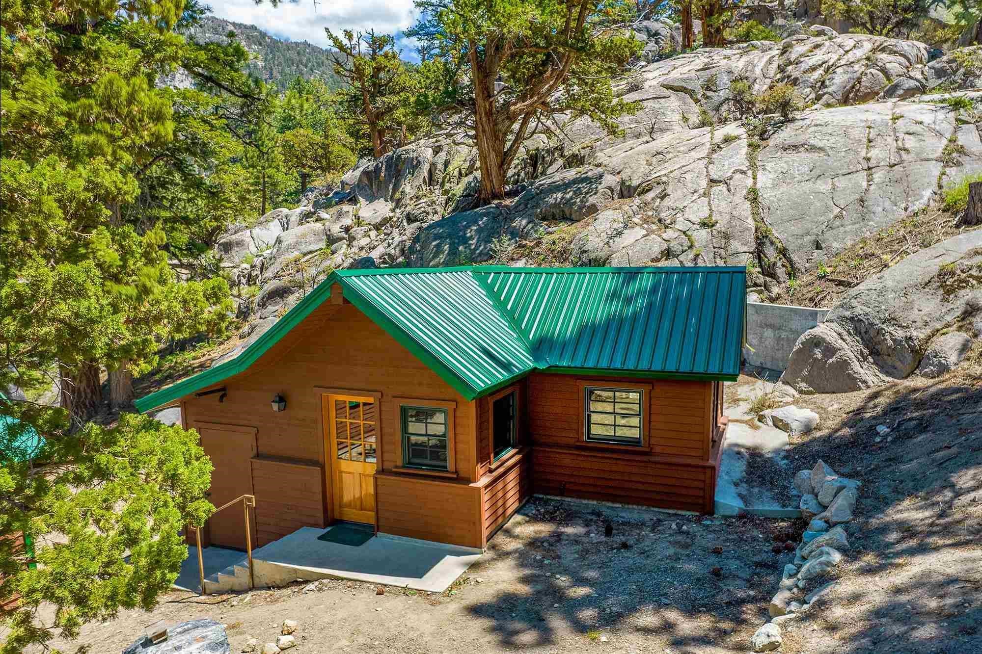 25 Reversed Peak Road