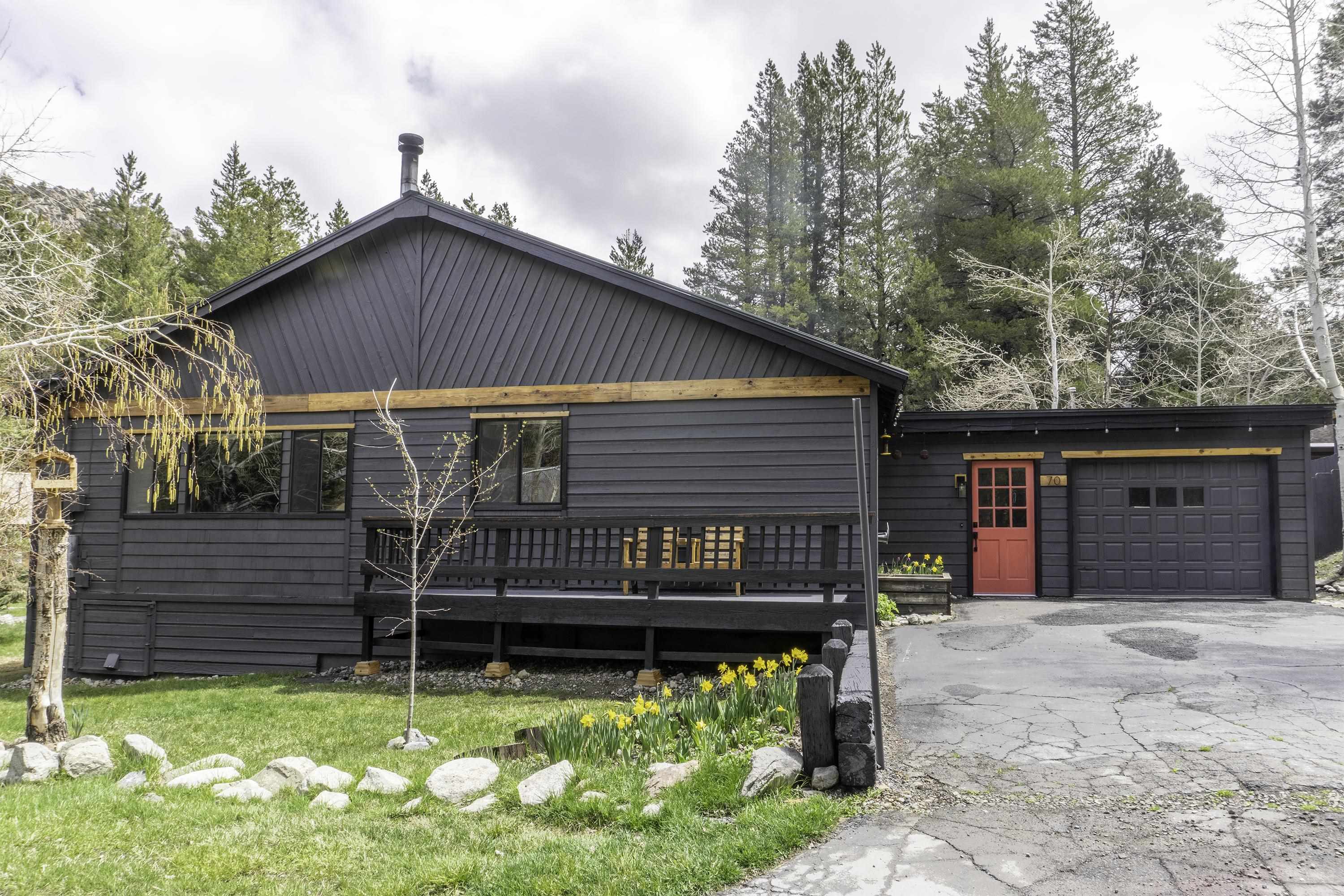 70 Los Angeles Street