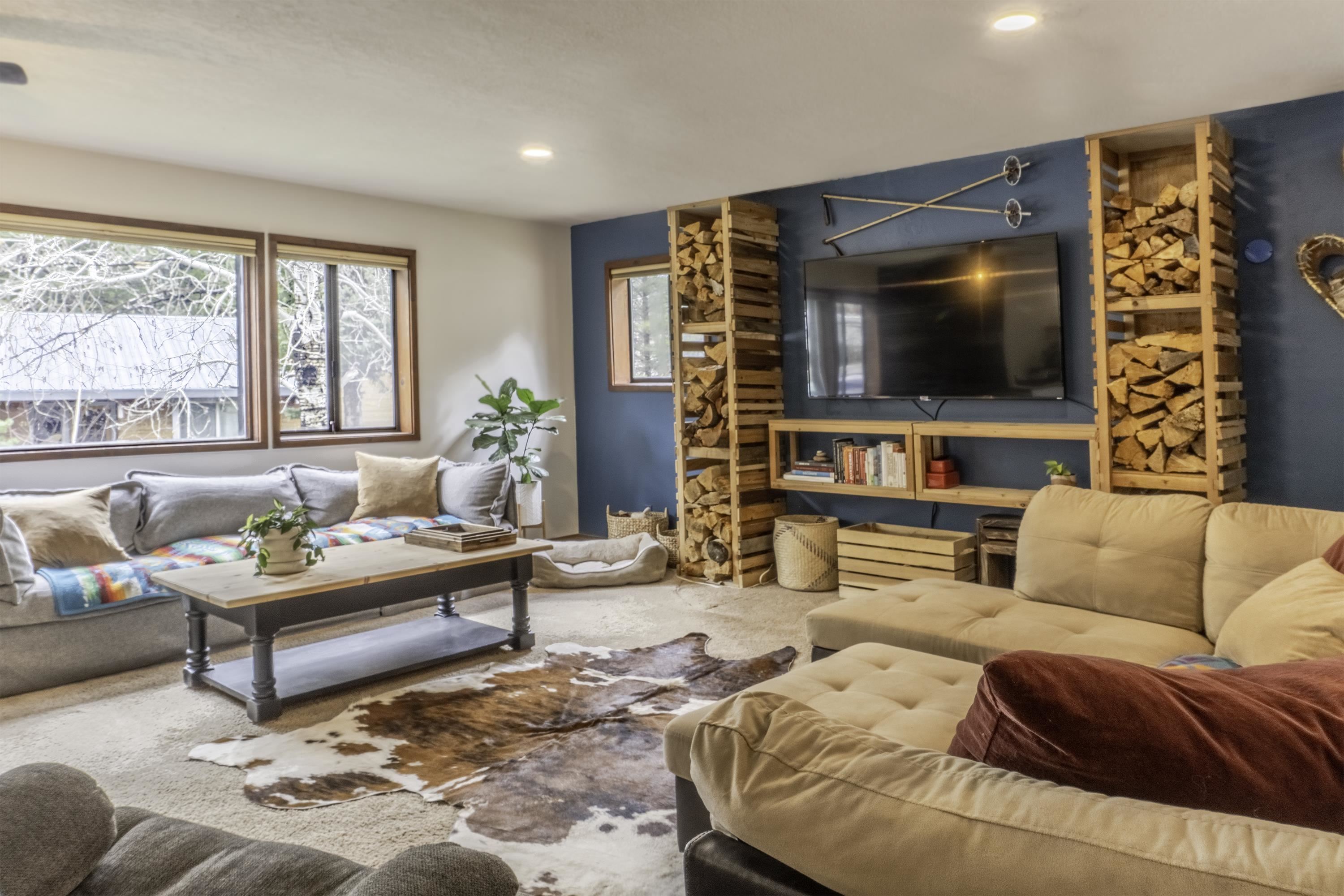 70 Los Angeles Street