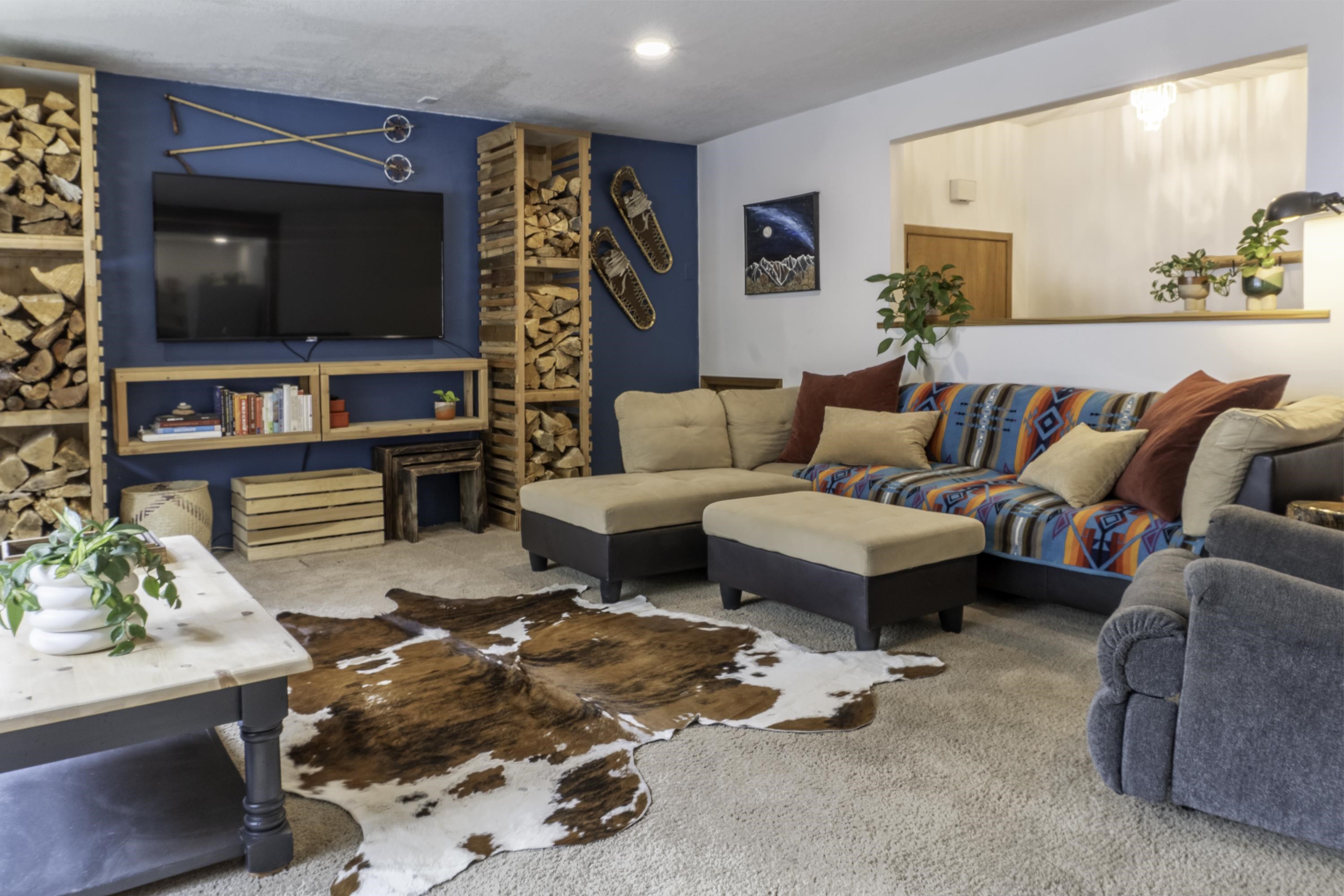 70 Los Angeles Street