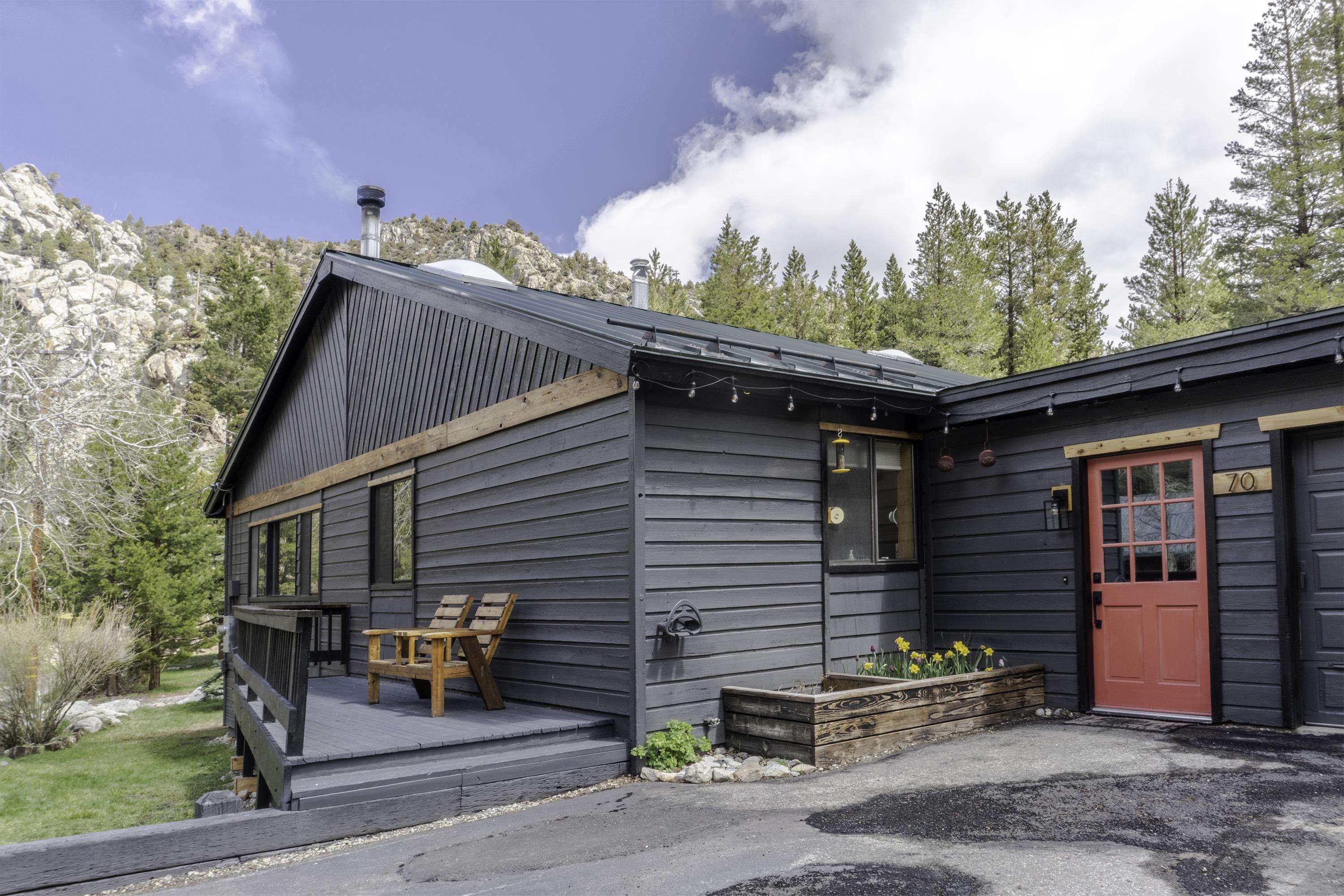 70 Los Angeles Street