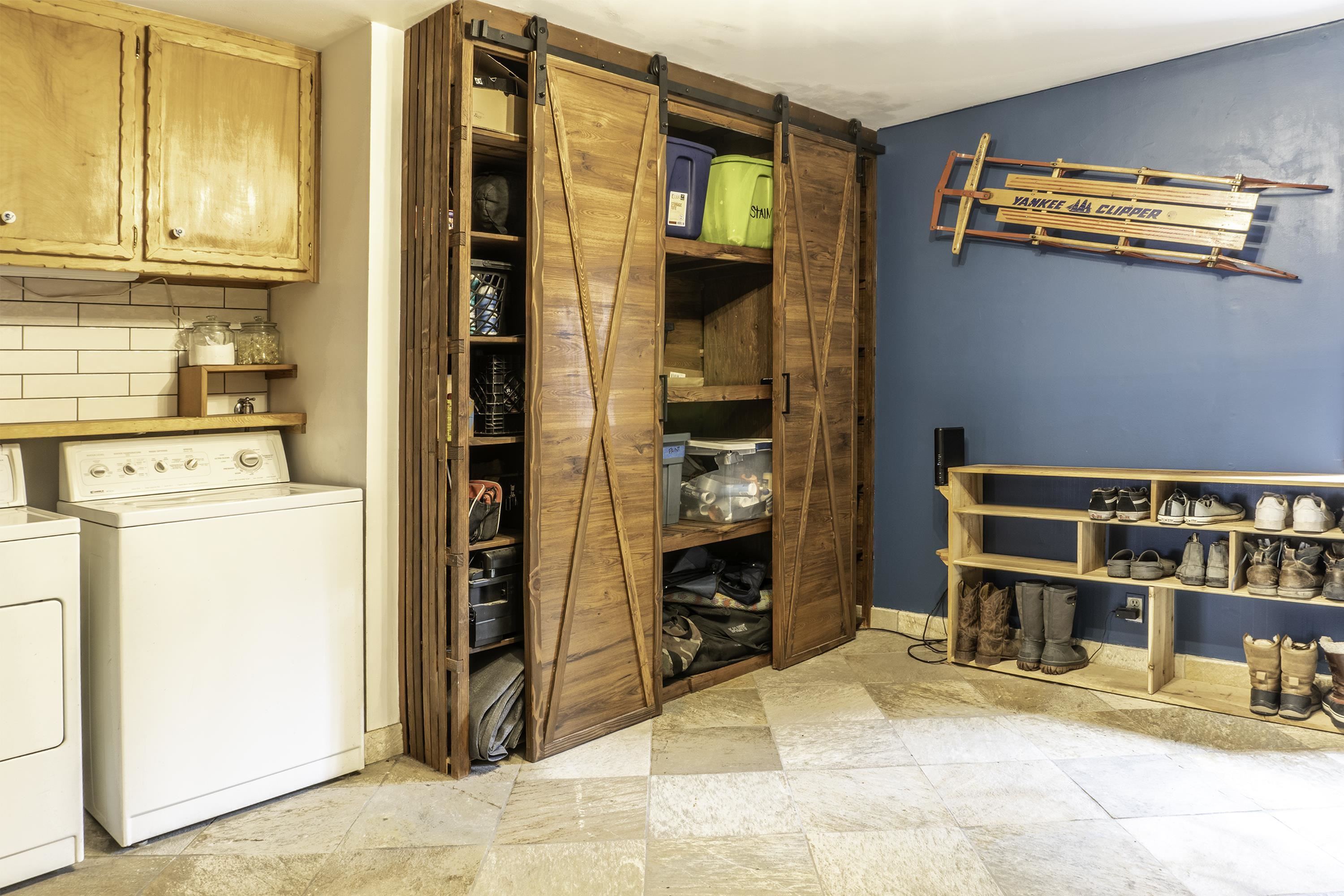 70 Los Angeles Street