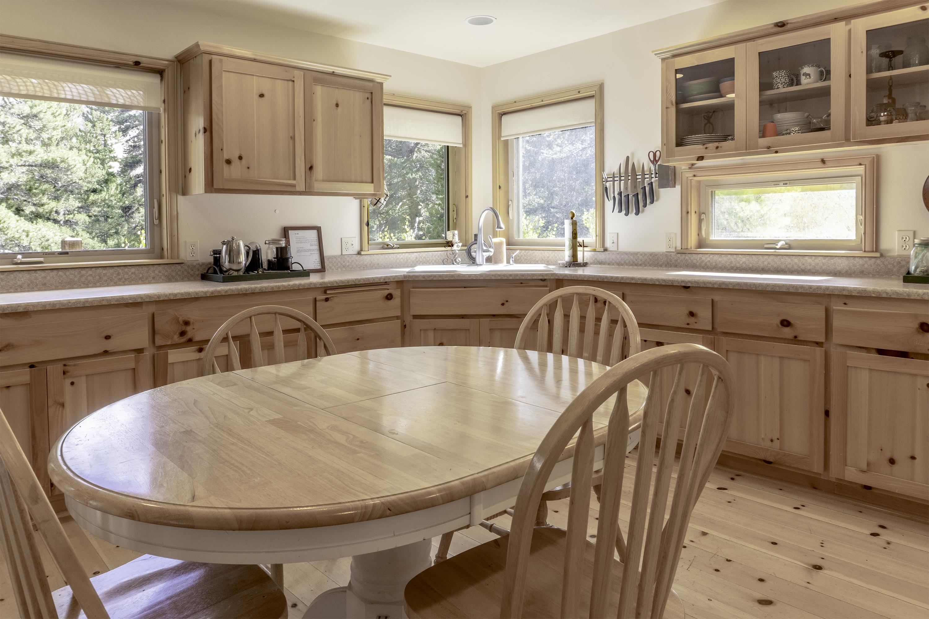 115 Pinecrest Drive