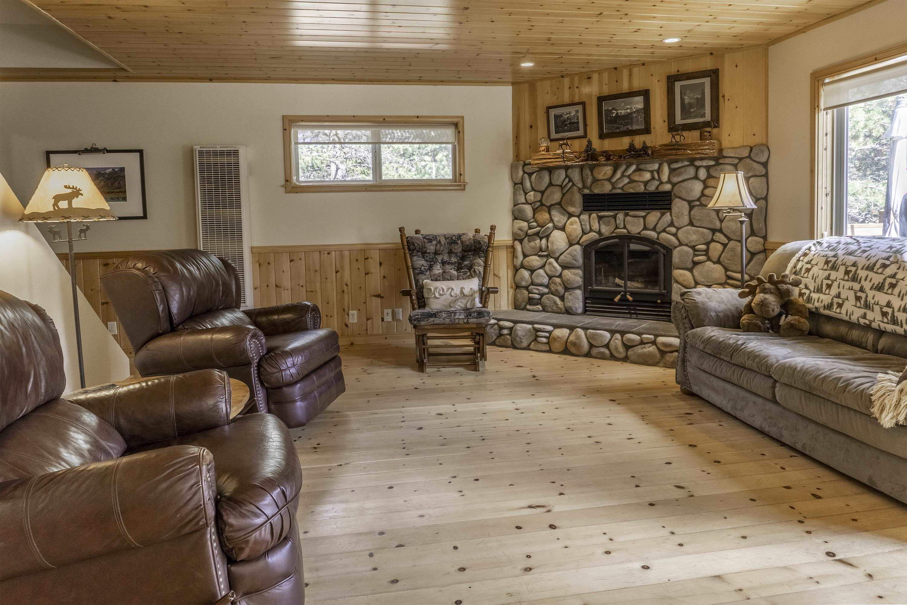 115 Pinecrest Drive