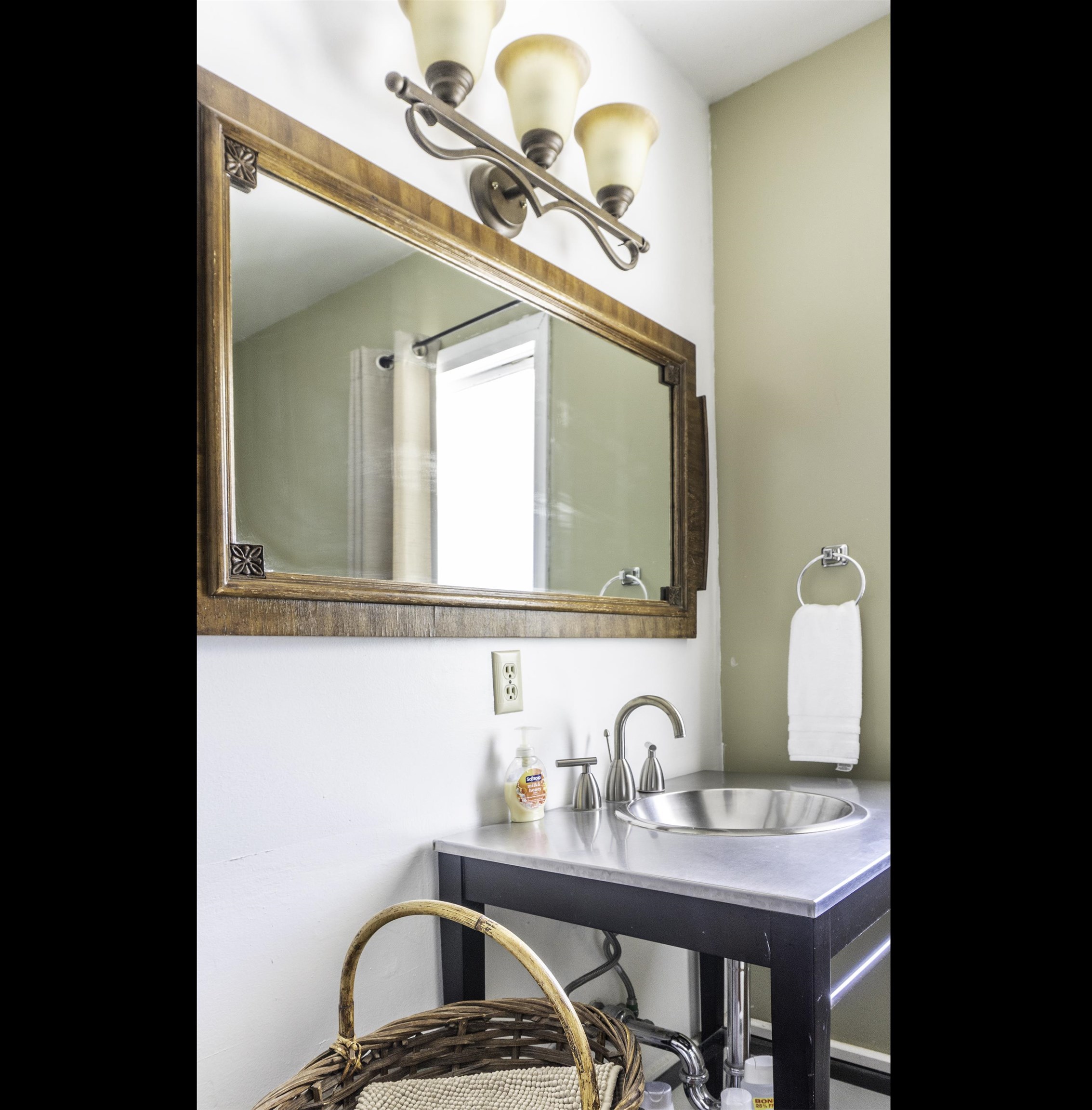 76 Alderman Street Unit: 14 & 15