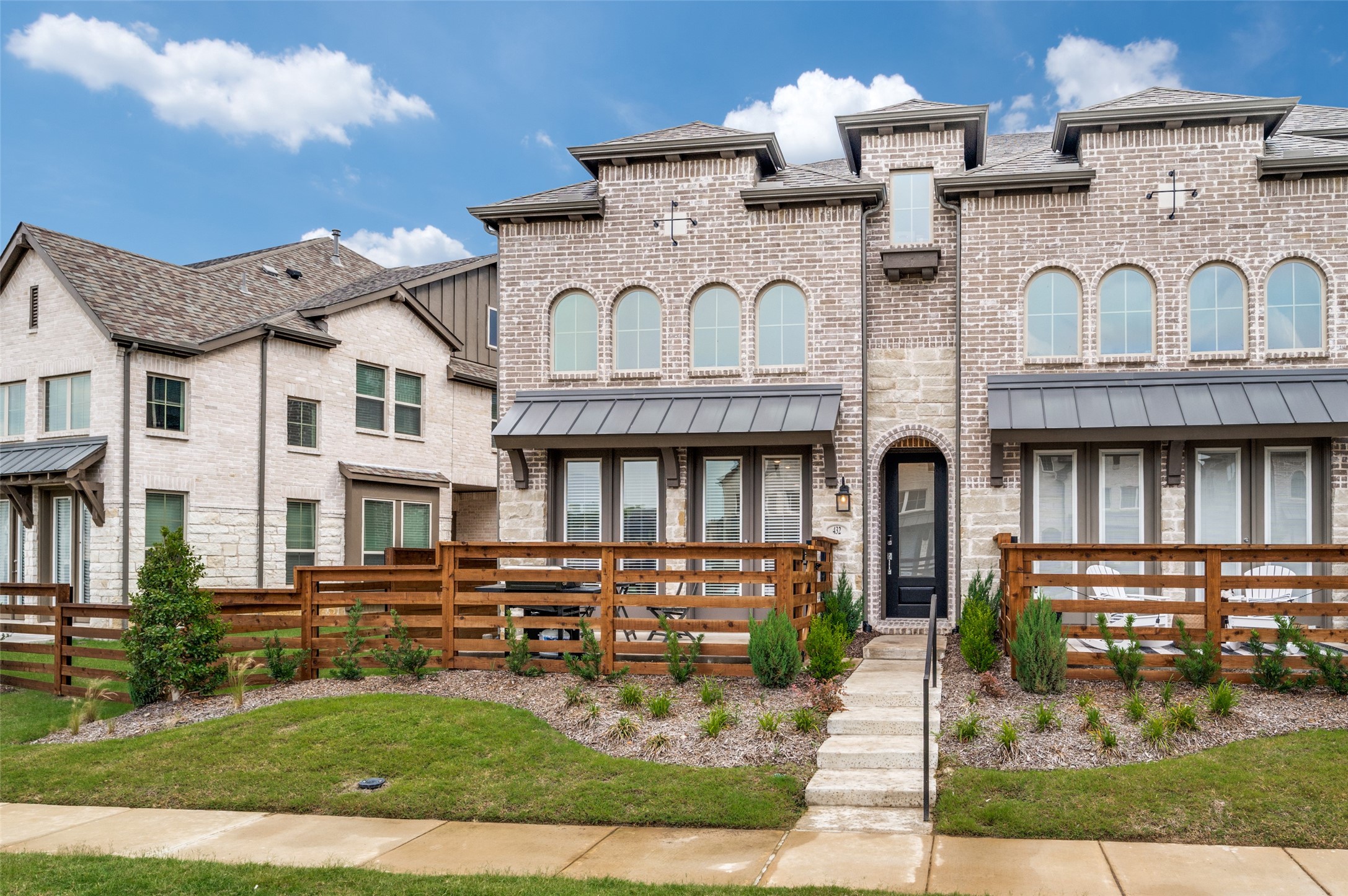 432 Somerville Drive