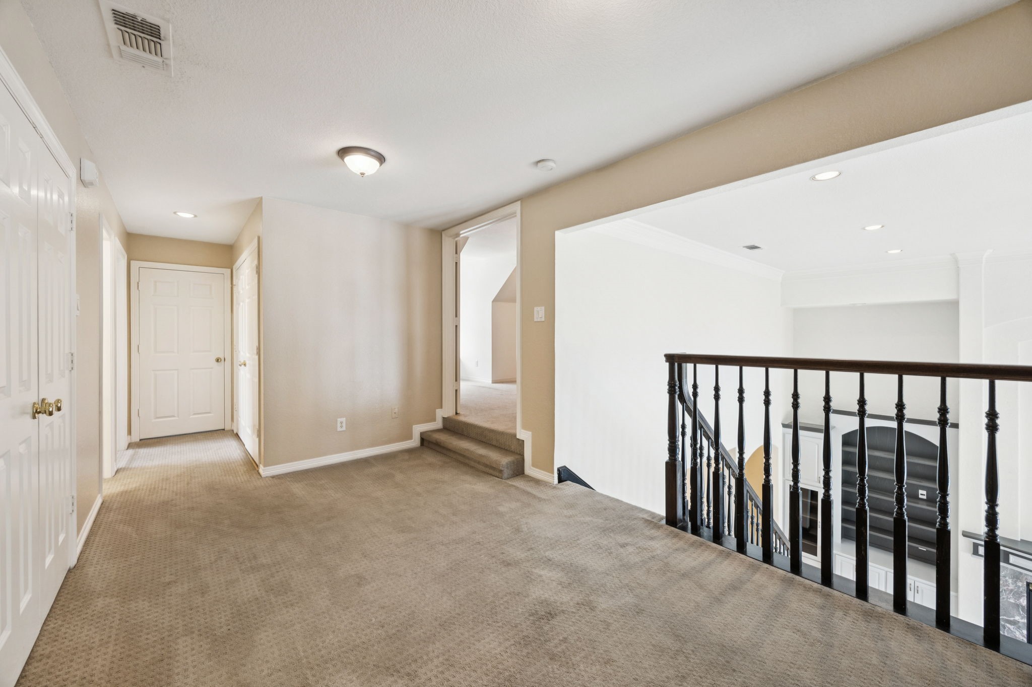 613 Edgewood Lane