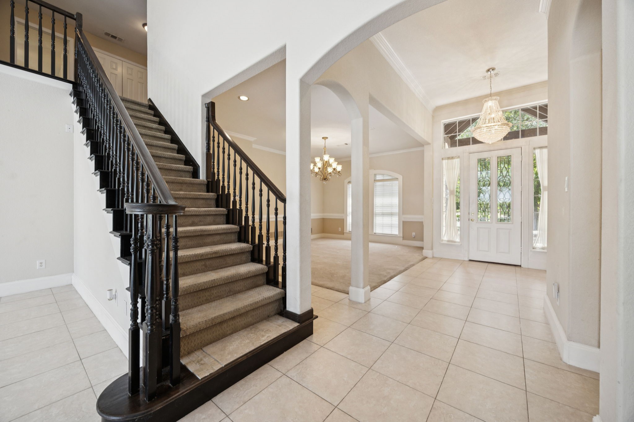 613 Edgewood Lane