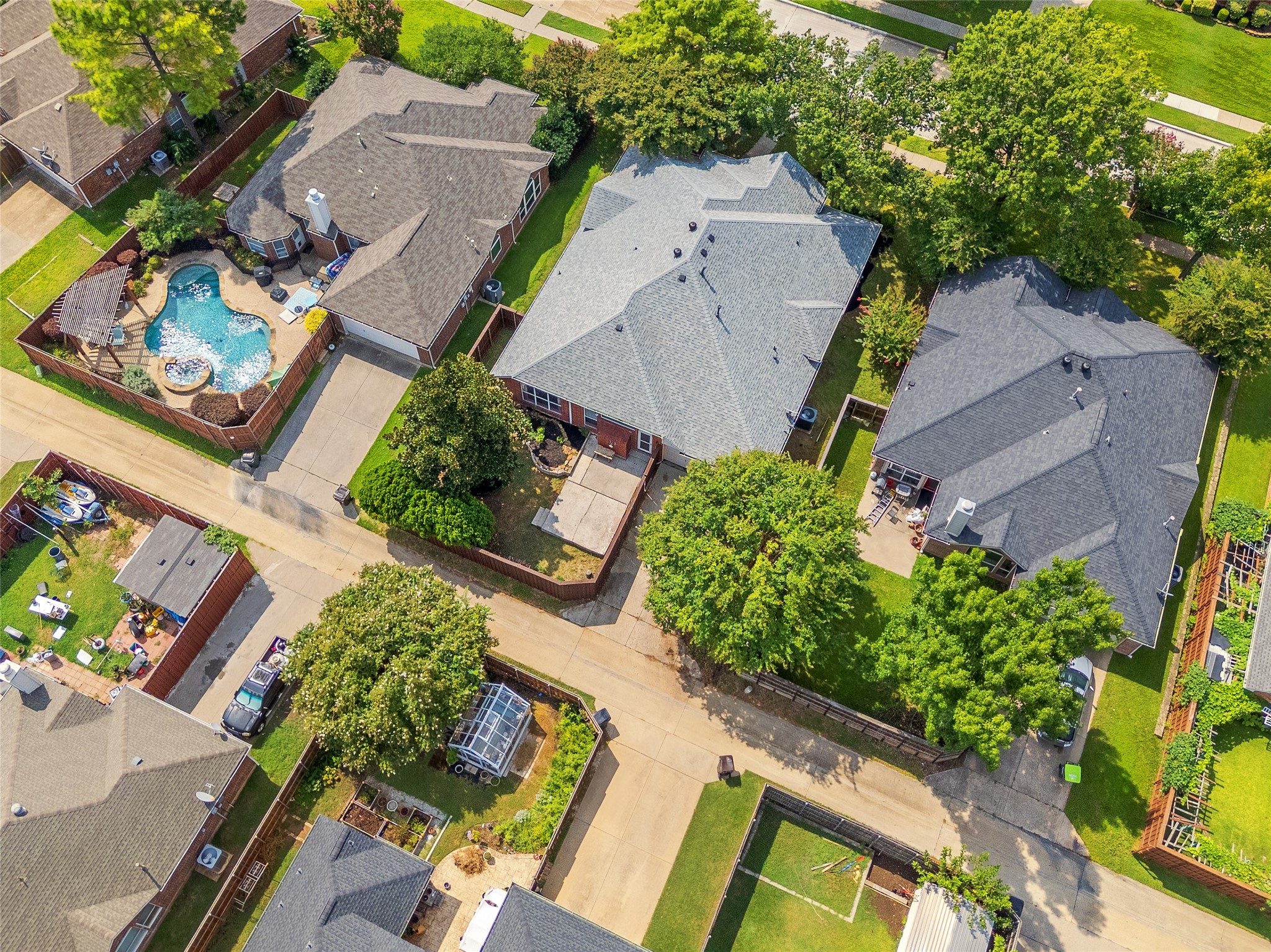 3313 Heatherbrook Drive