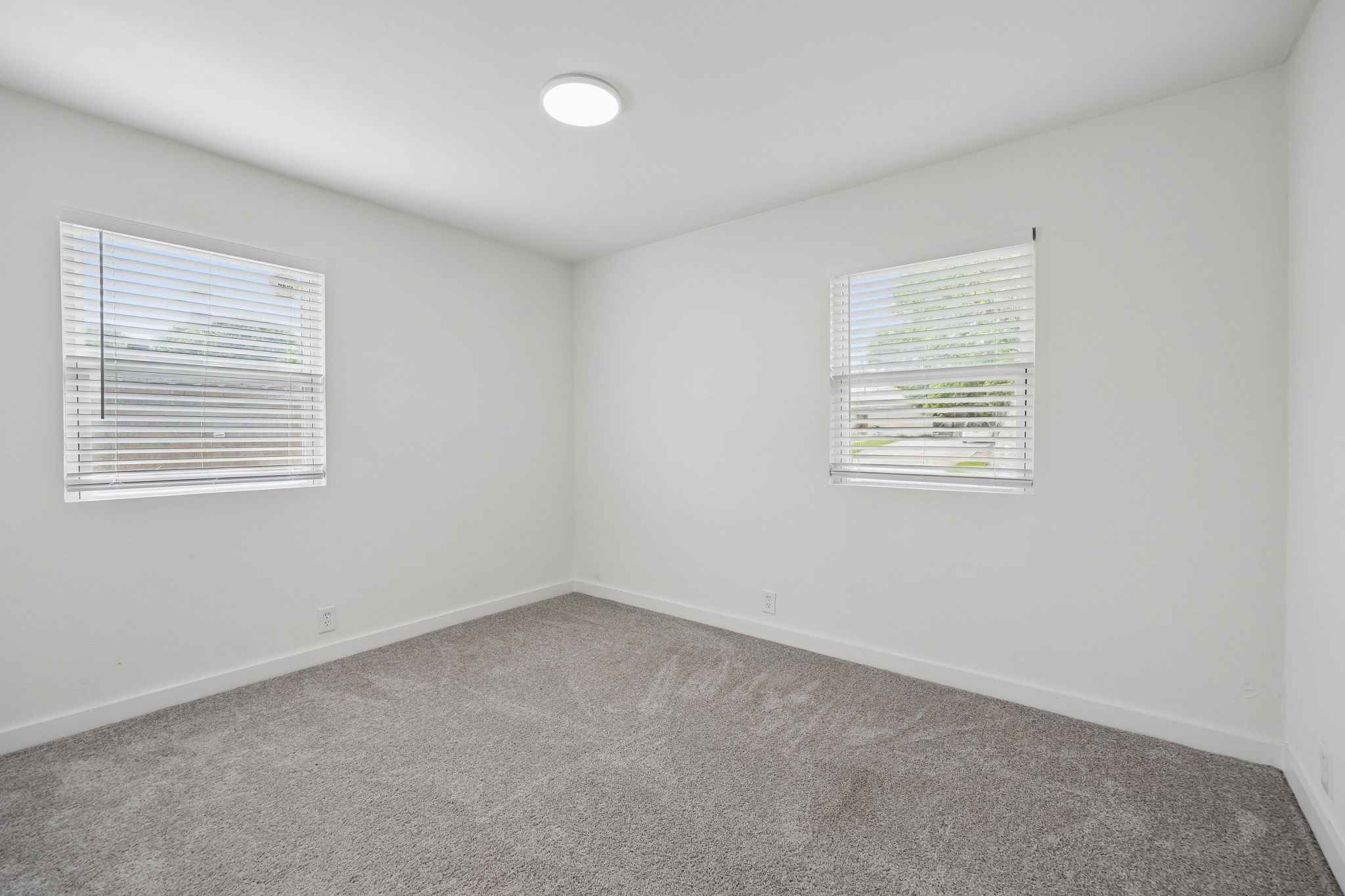1905 Reever Street