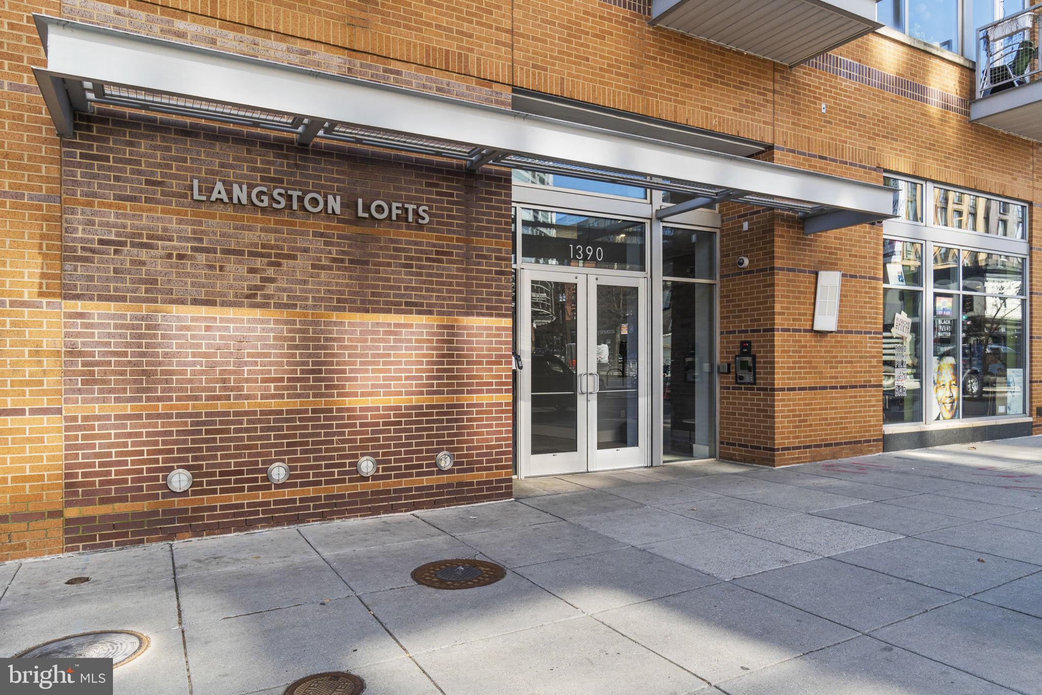 1390 V St NW #212