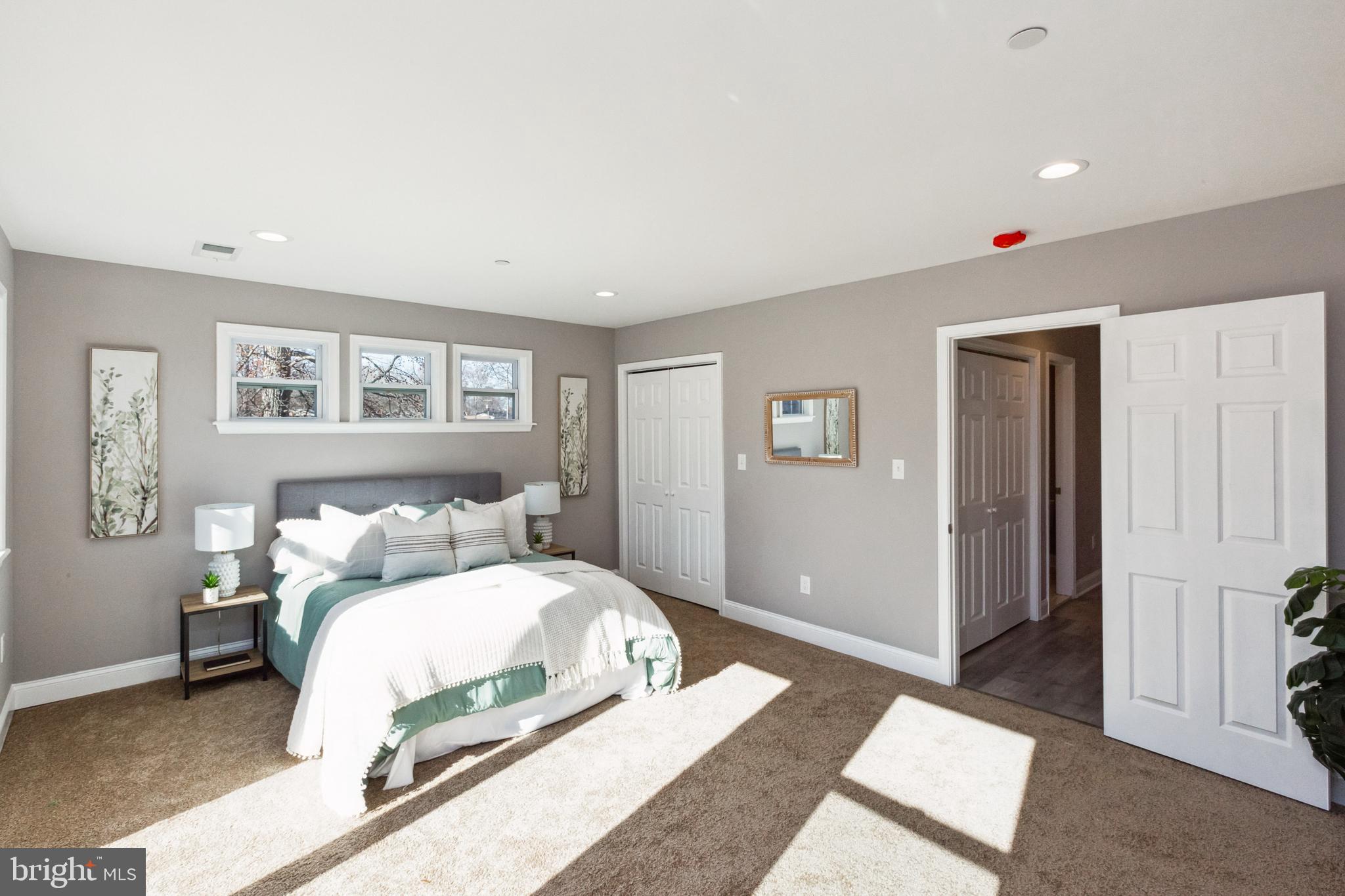 1349 Shore Dr