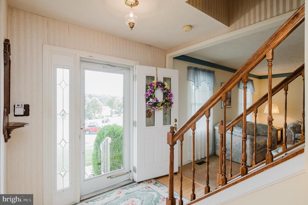 6422 Oak Park Ct