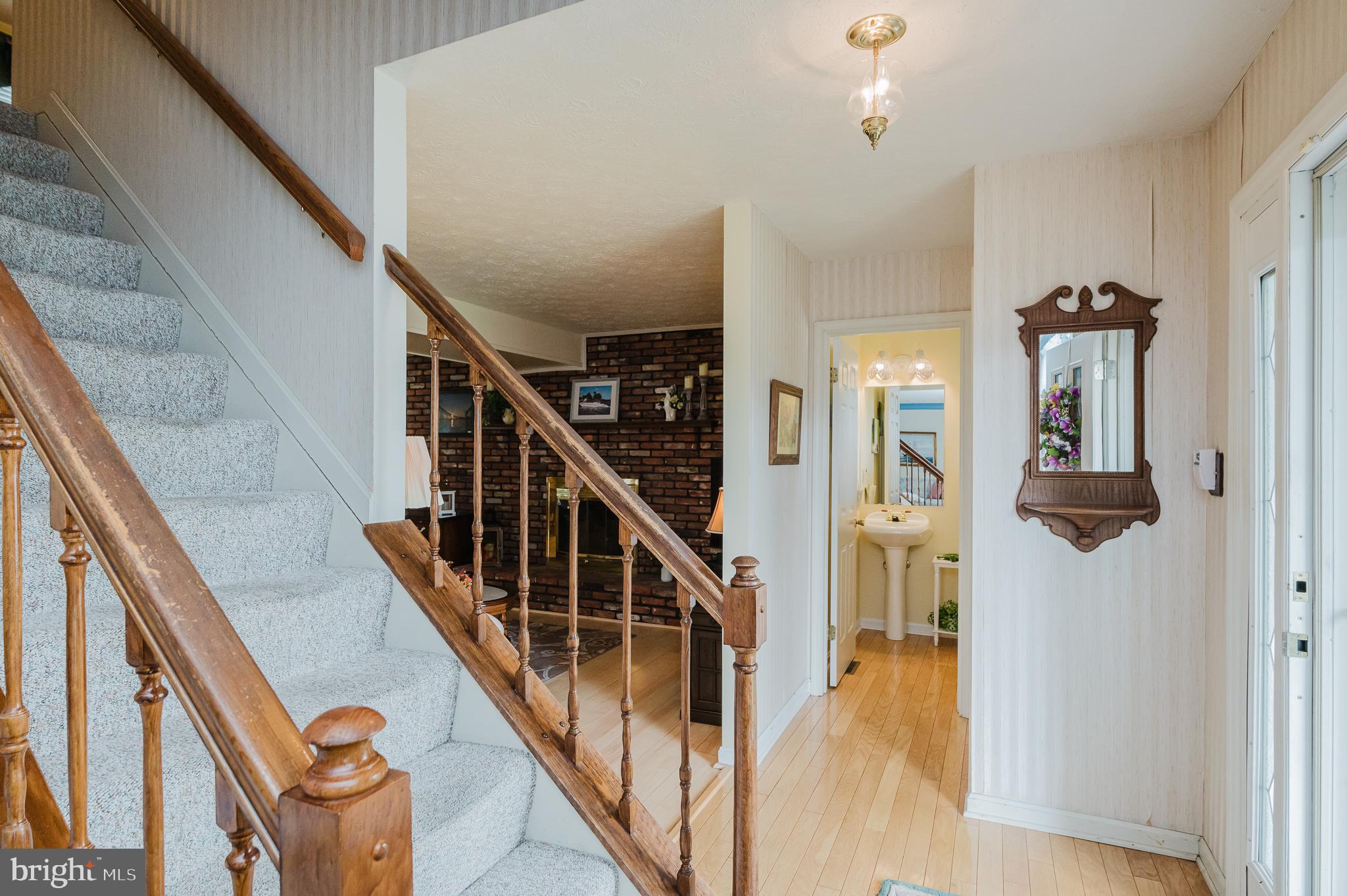 6422 Oak Park Ct