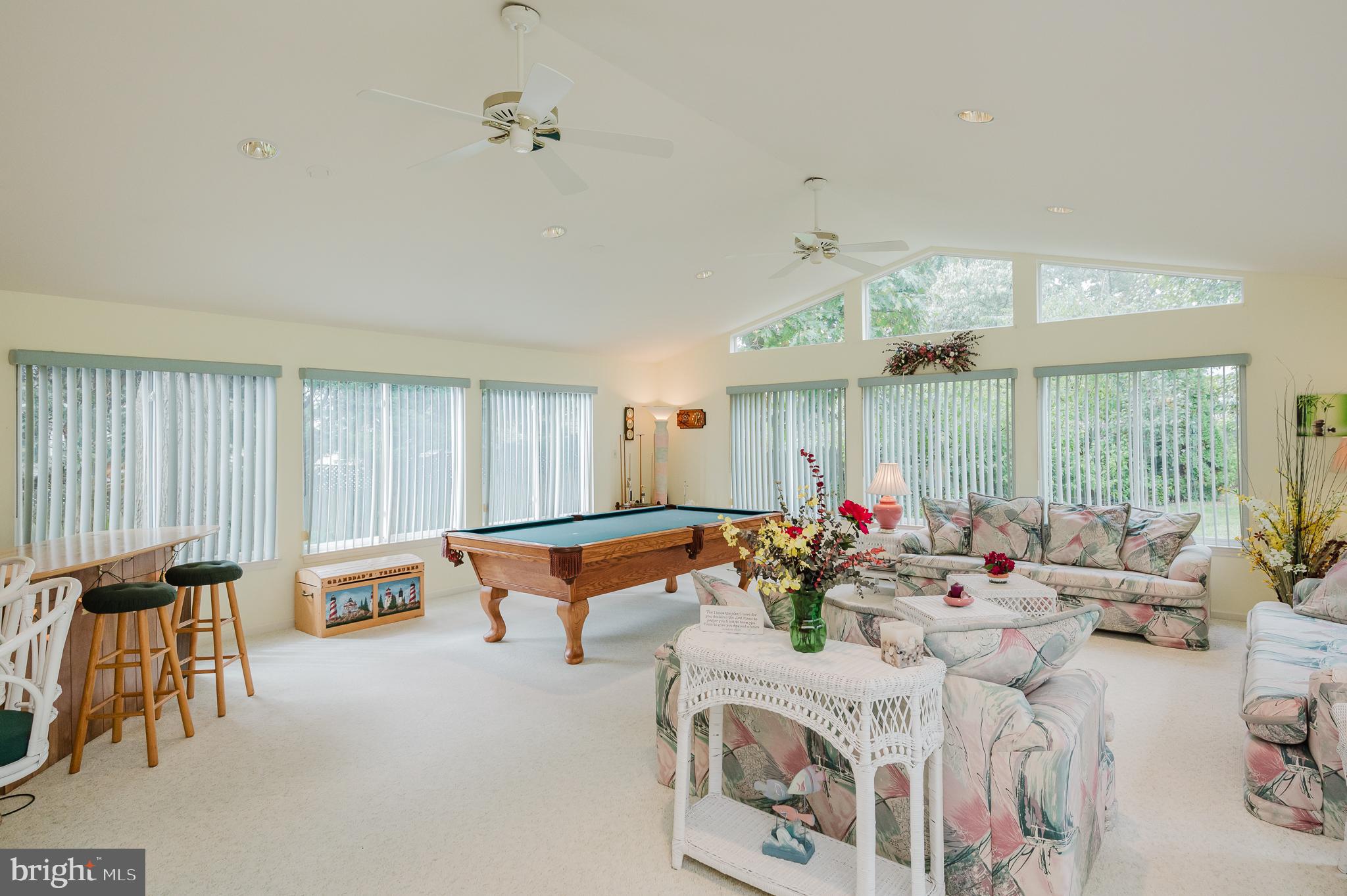 6422 Oak Park Ct