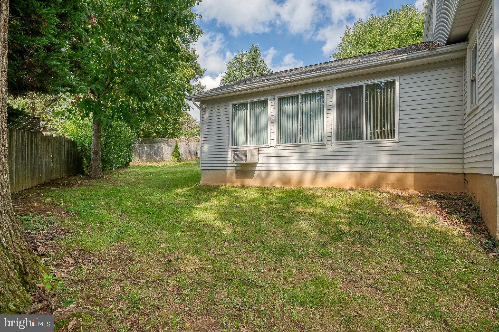 6422 Oak Park Ct