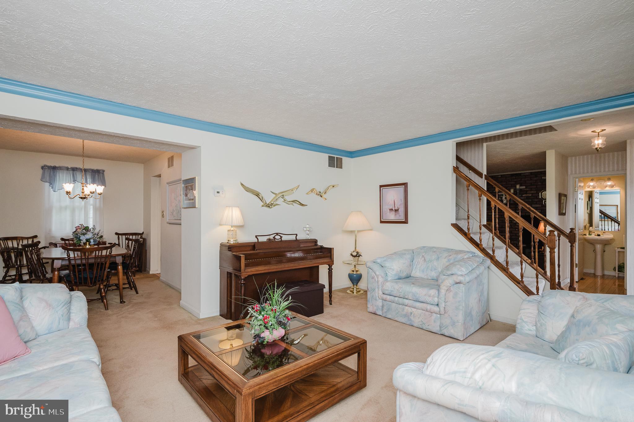 6422 Oak Park Ct