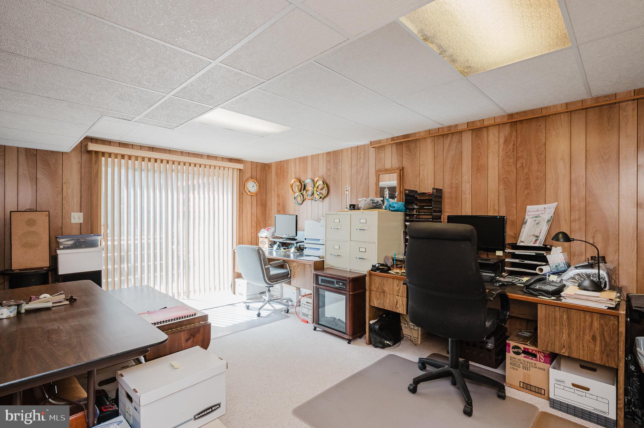 6422 Oak Park Ct