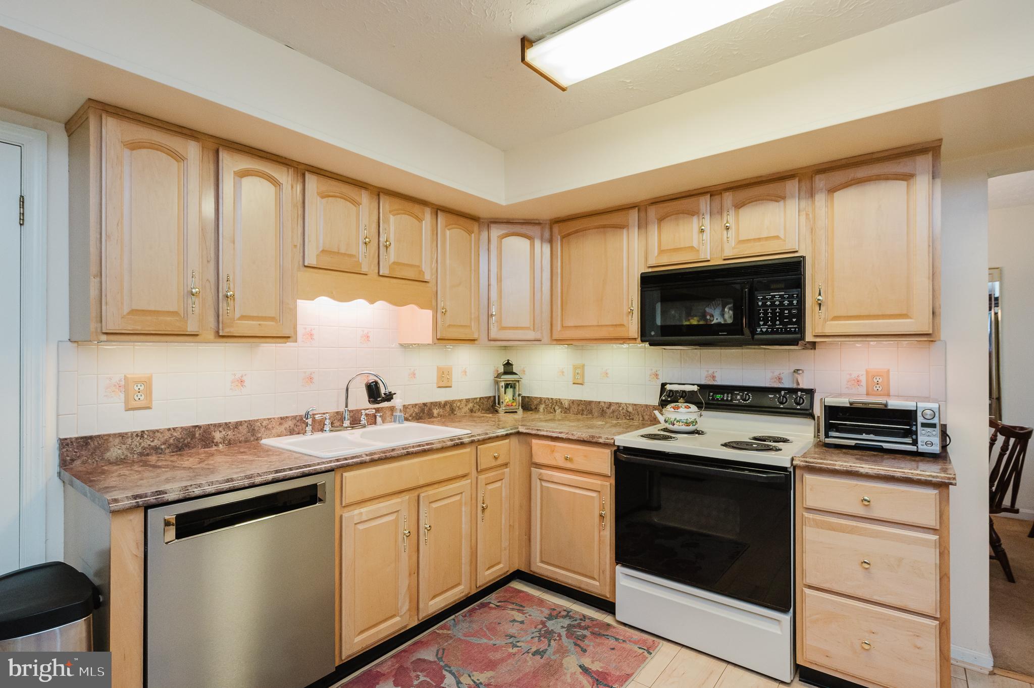 6422 Oak Park Ct