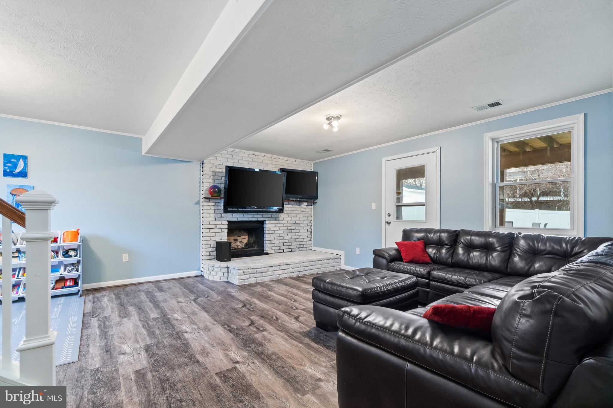 312 Ternwing Dr