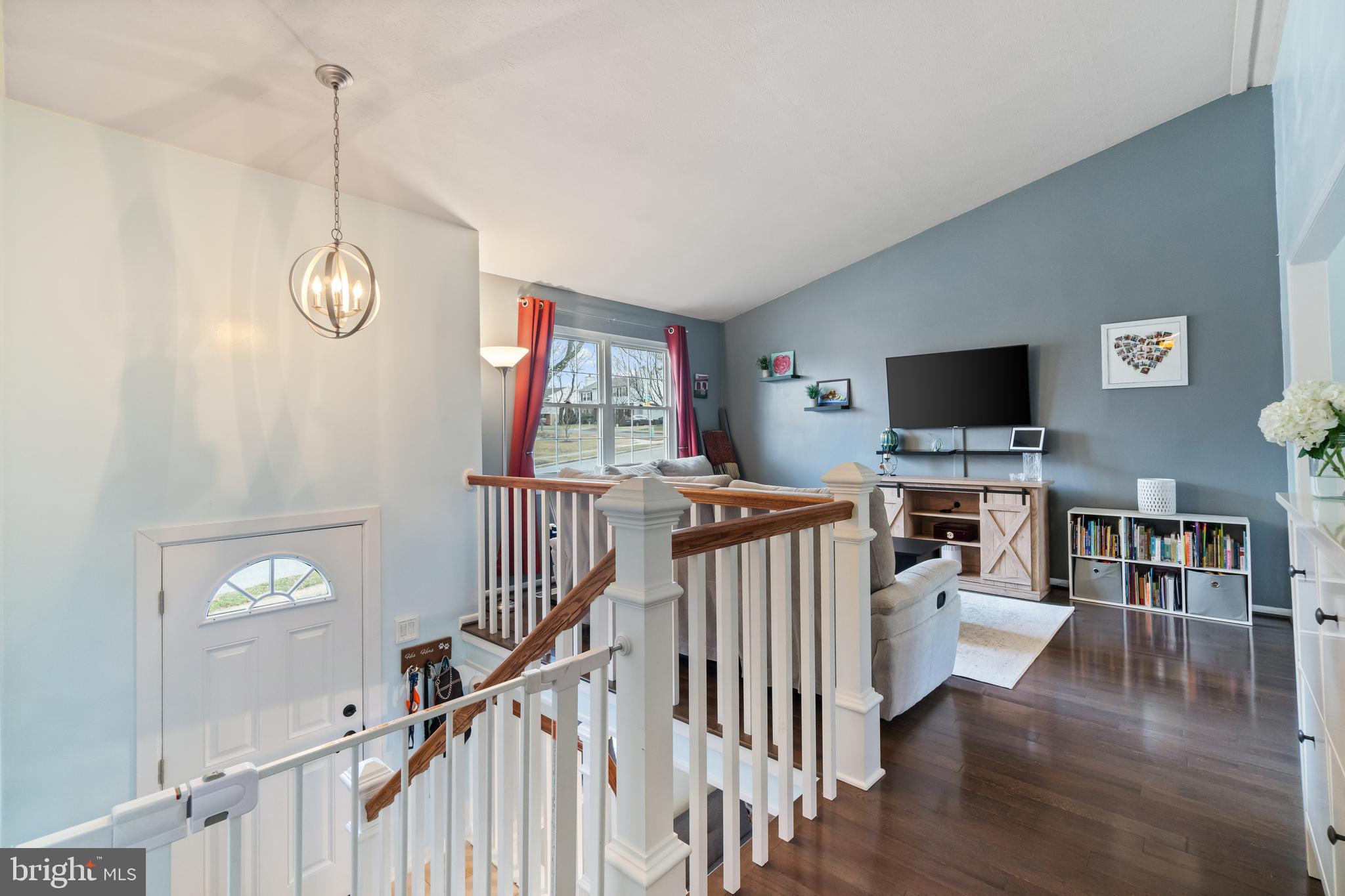 312 Ternwing Dr