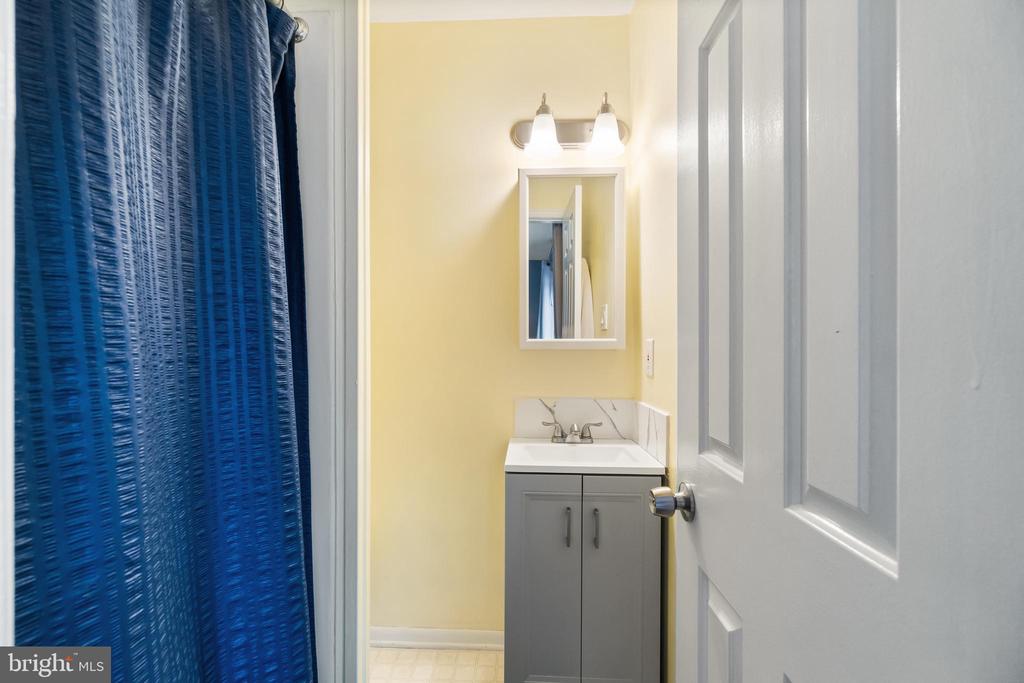 312 Ternwing Dr