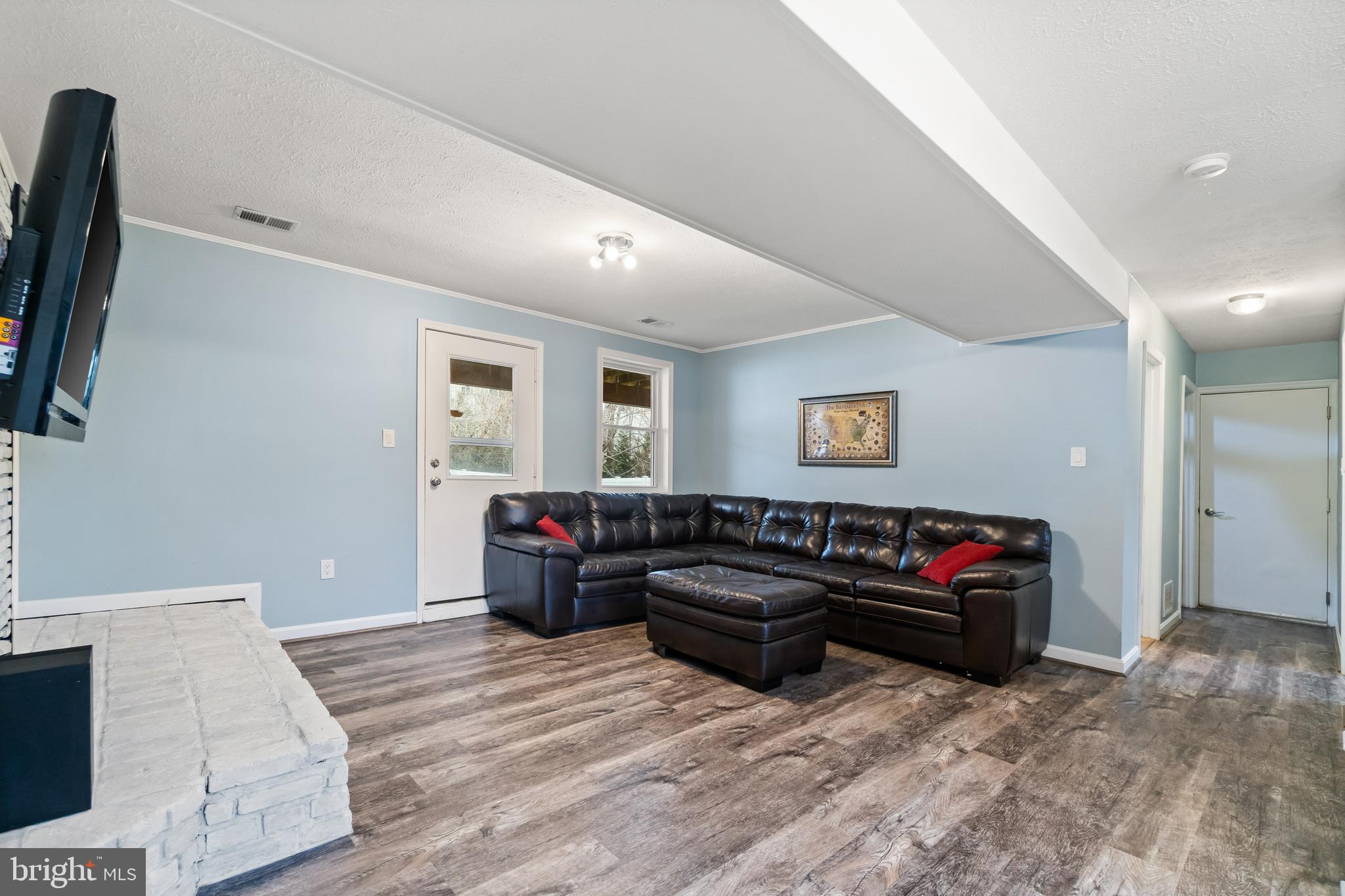 312 Ternwing Dr