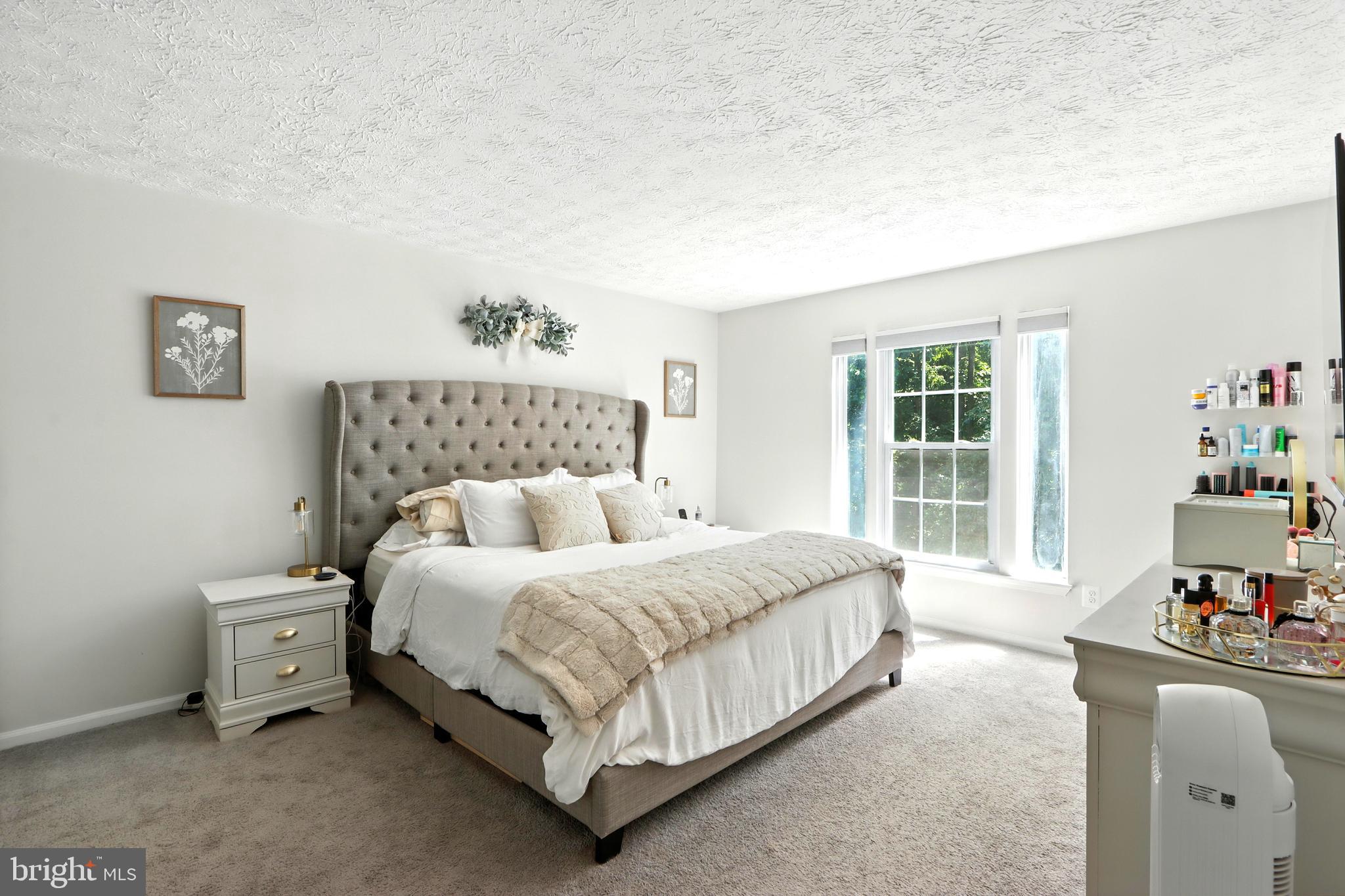 706 SOUTHERN HILLS DRIVE E-5F