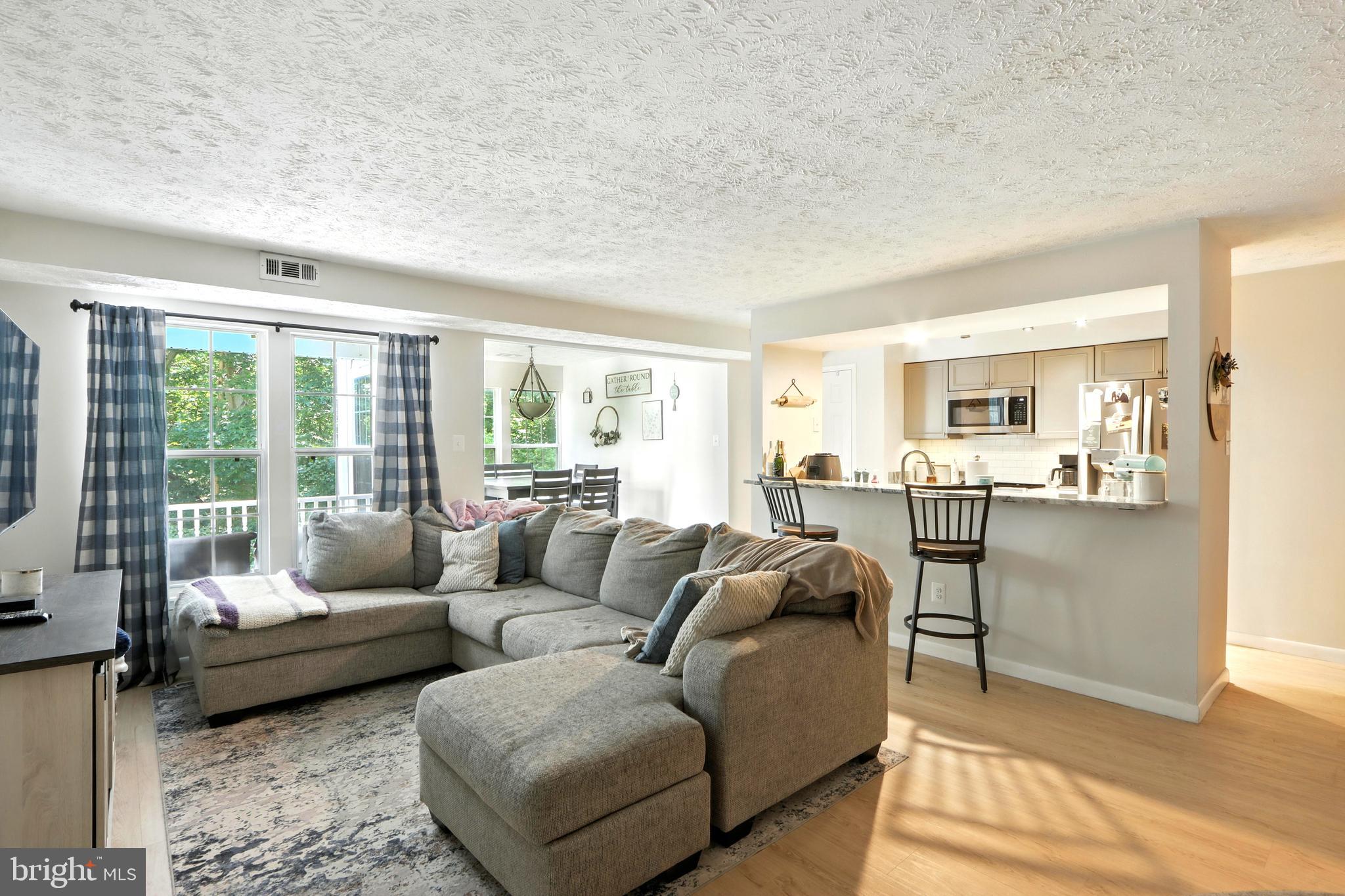 706 SOUTHERN HILLS DRIVE E-5F