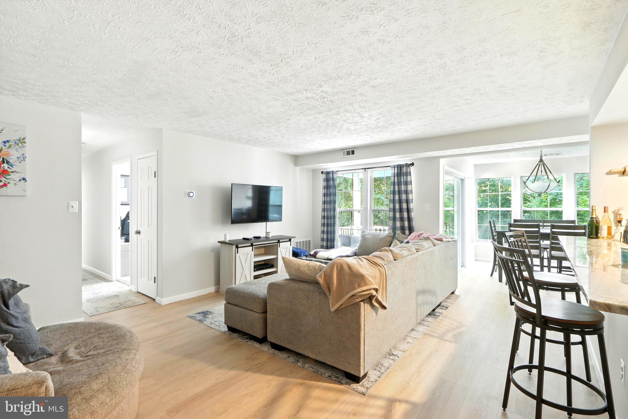 706 SOUTHERN HILLS DRIVE E-5F