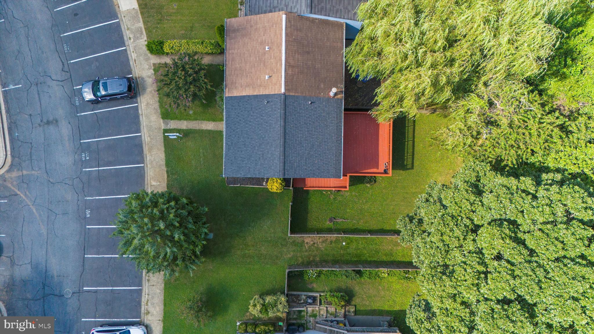 1516 LODGE POLE COURT