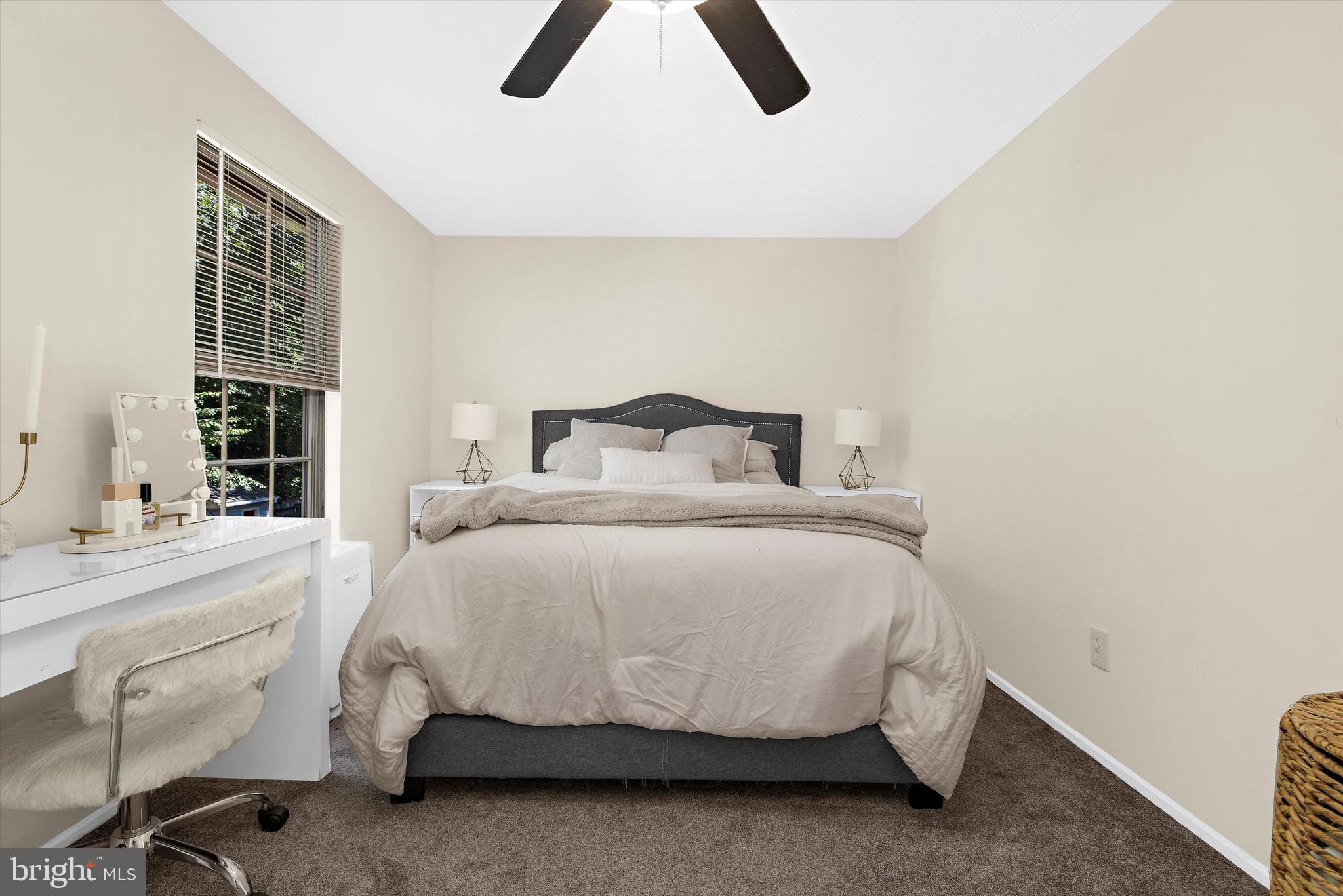 1516 LODGE POLE COURT