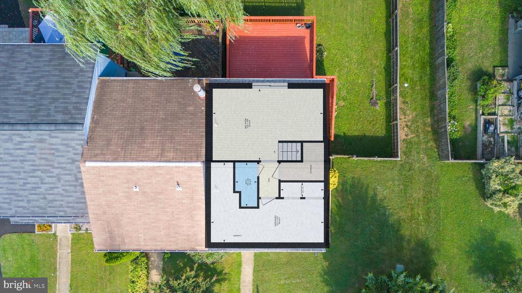 1516 LODGE POLE COURT