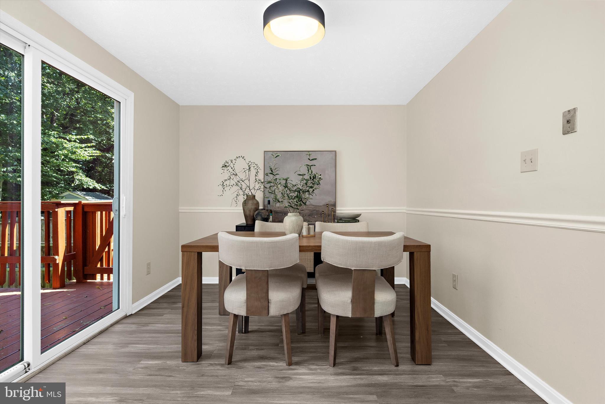 1516 LODGE POLE COURT
