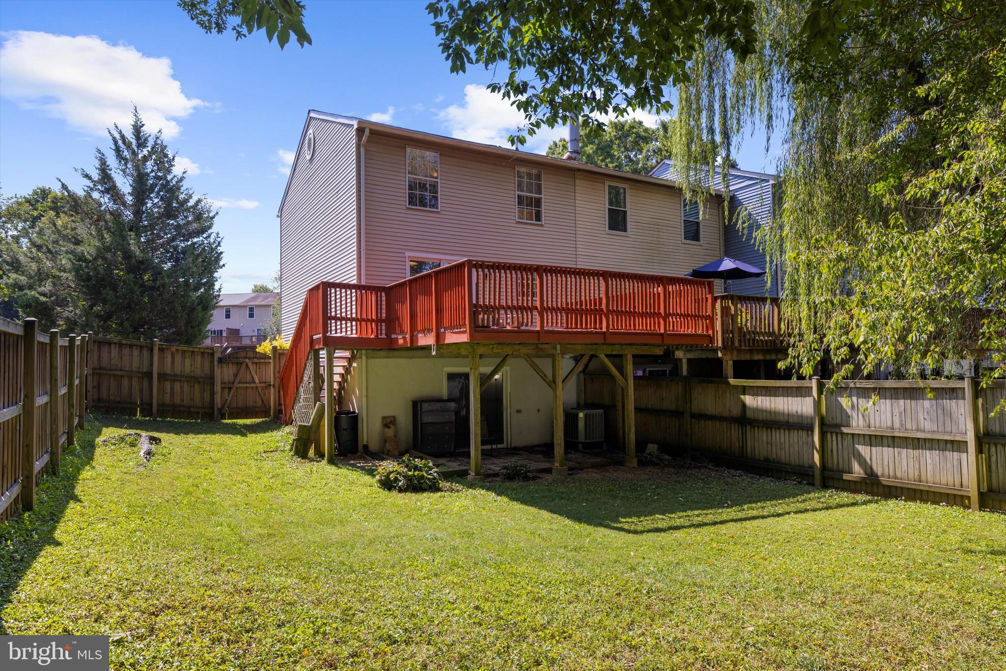 1516 LODGE POLE COURT