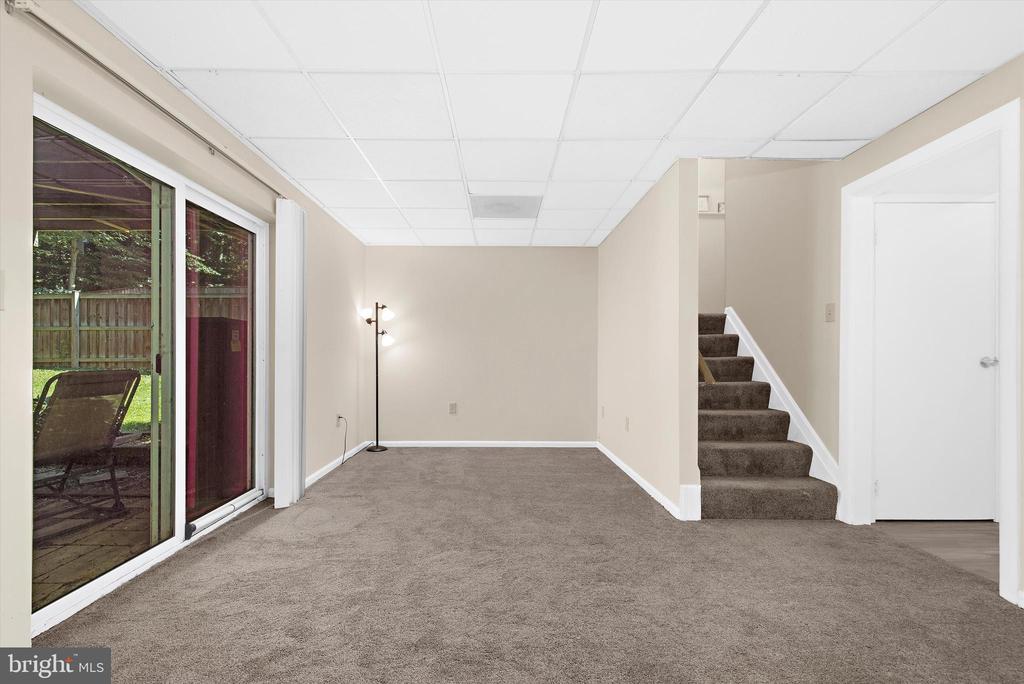 1516 LODGE POLE COURT