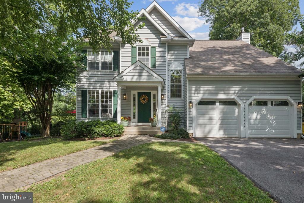5 ARLIE DRIVE