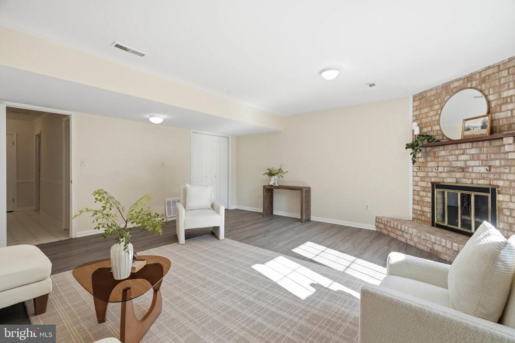 1270 CADDIE DRIVE