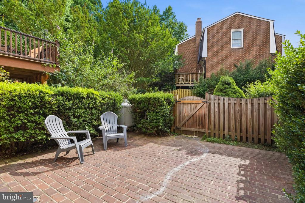 1270 CADDIE DRIVE
