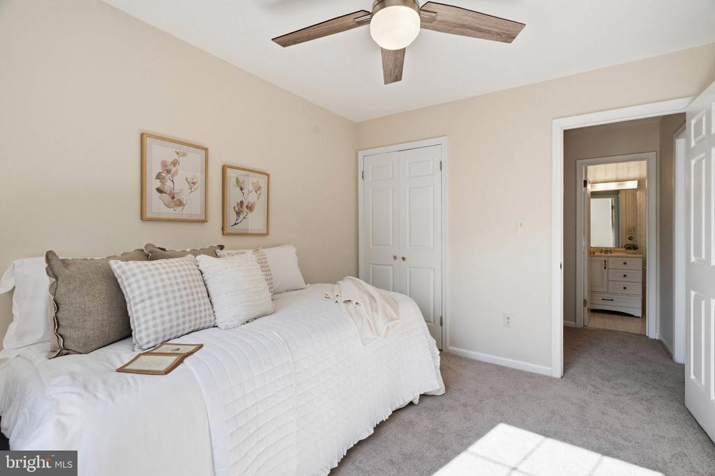1270 CADDIE DRIVE