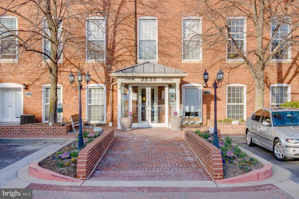 2639 BOSTON ST #310