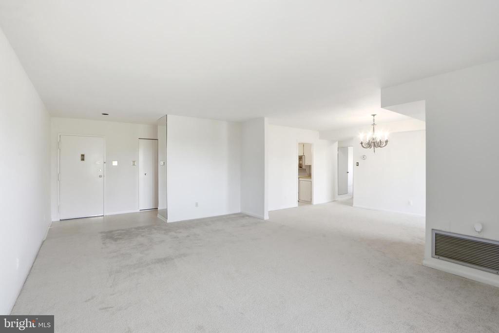 6317 PARK HEIGHTS AVENUE 404