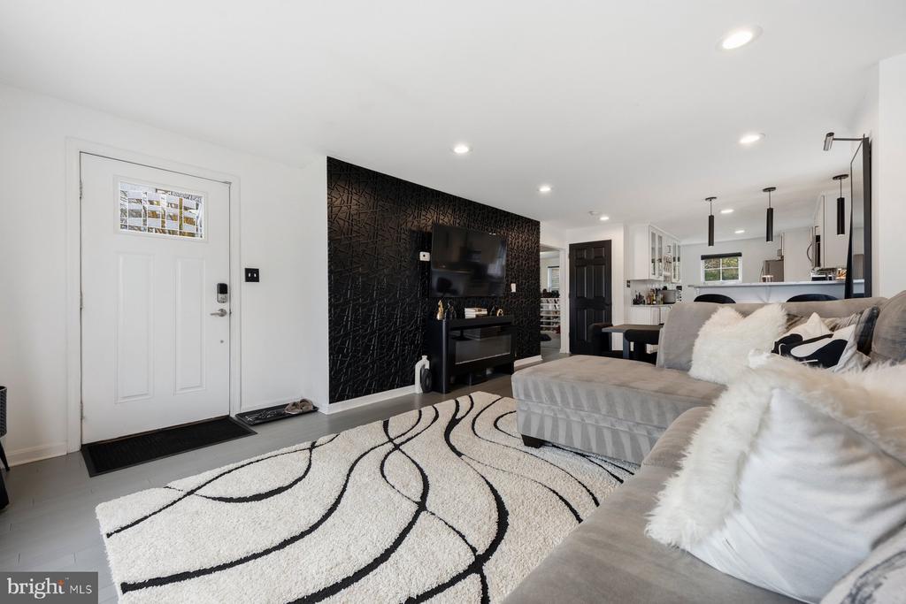 3805 RIDGECROFT ROAD