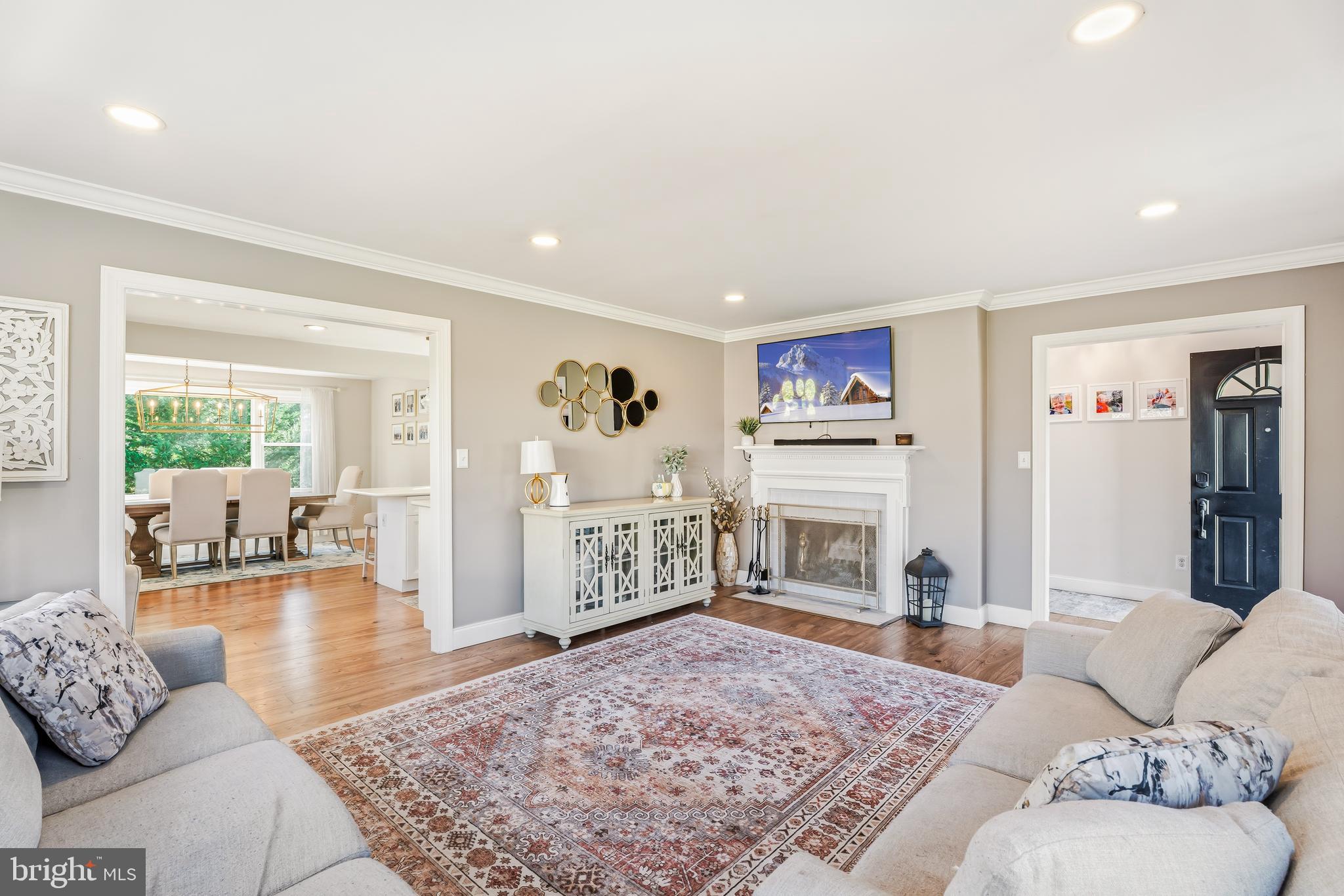 1229 WINE SPRING LANE