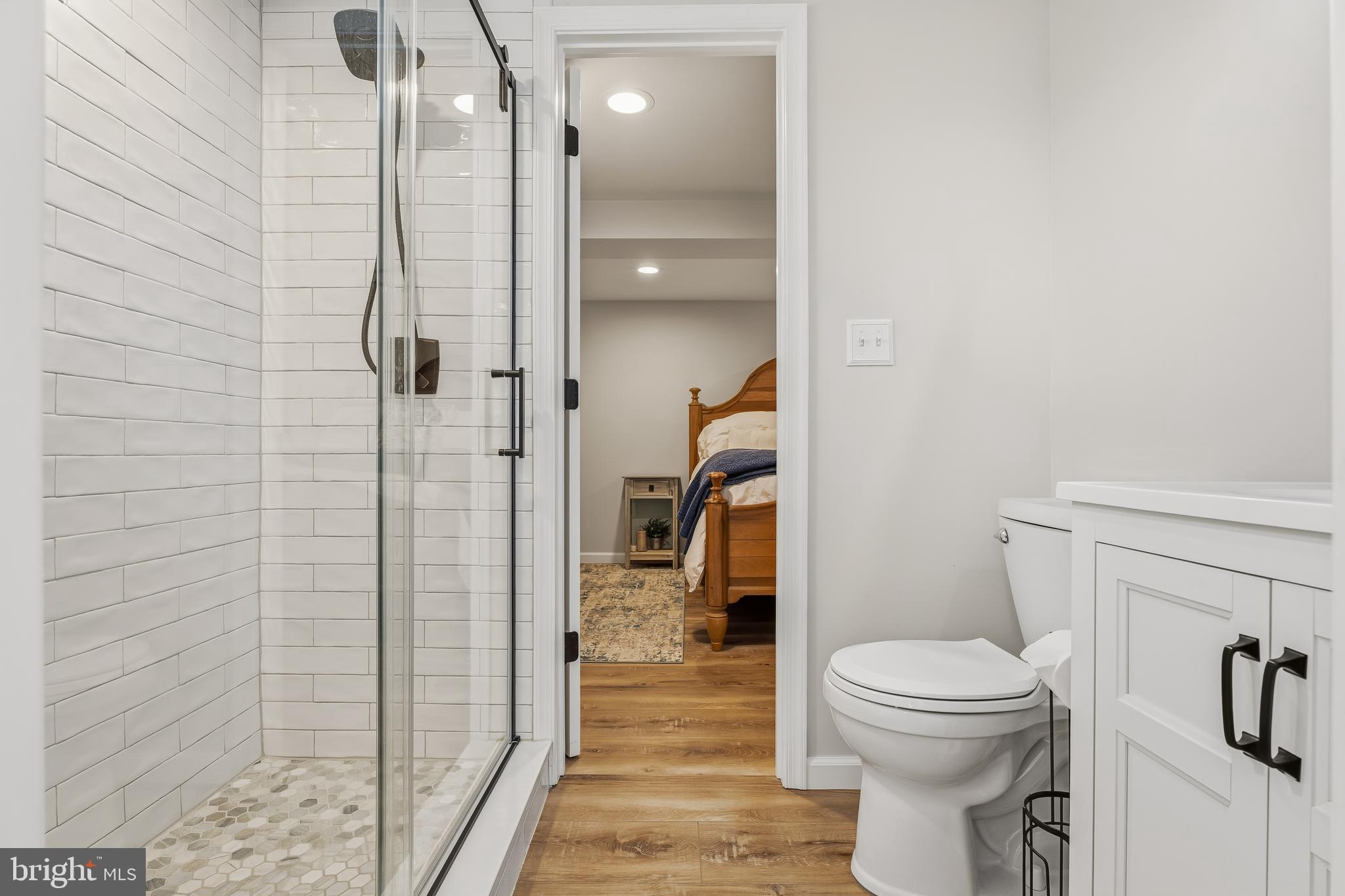 1229 WINE SPRING LANE