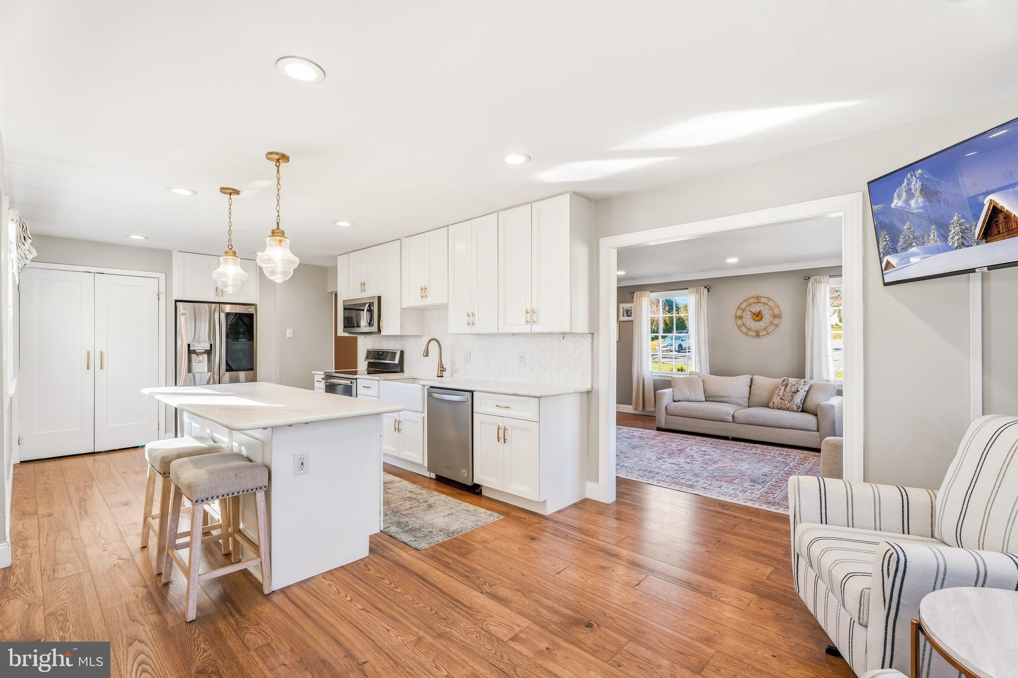 1229 WINE SPRING LANE