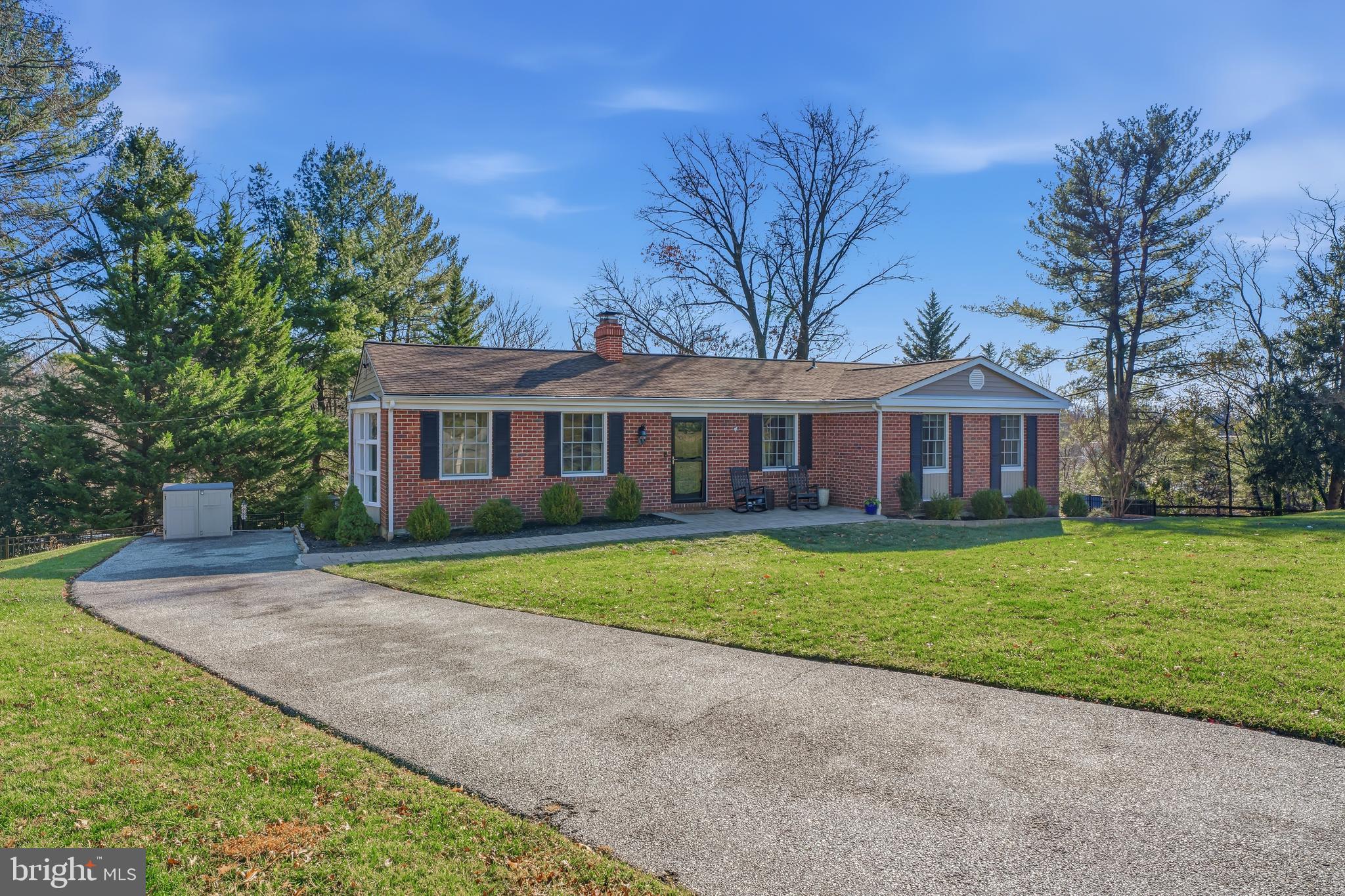 1229 WINE SPRING LANE