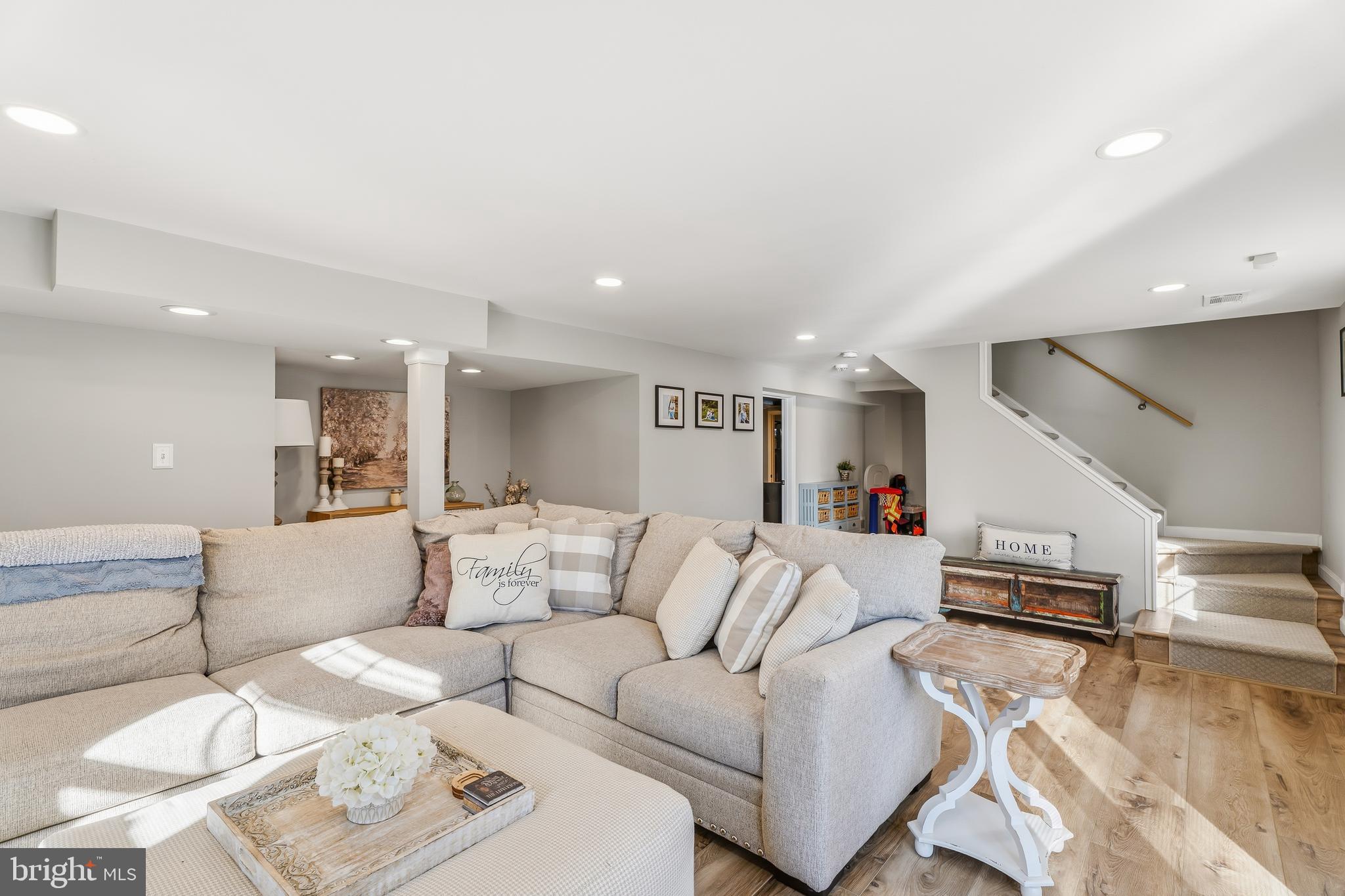 1229 WINE SPRING LANE